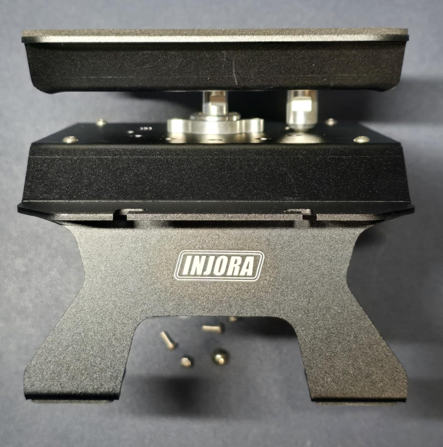 INJORA Aluminum RC Car Stand with Shock Holder for Axial SCX10 Pro TRX4 1/10 RC Cars Upgrade (Black) customer photo 2