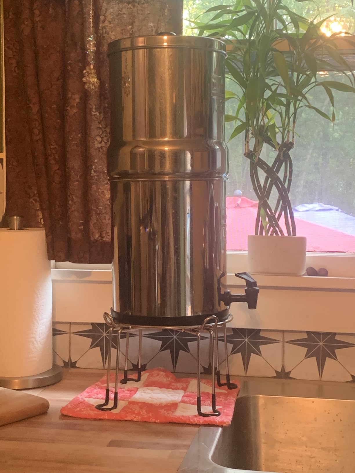 Water Filter Stand 6