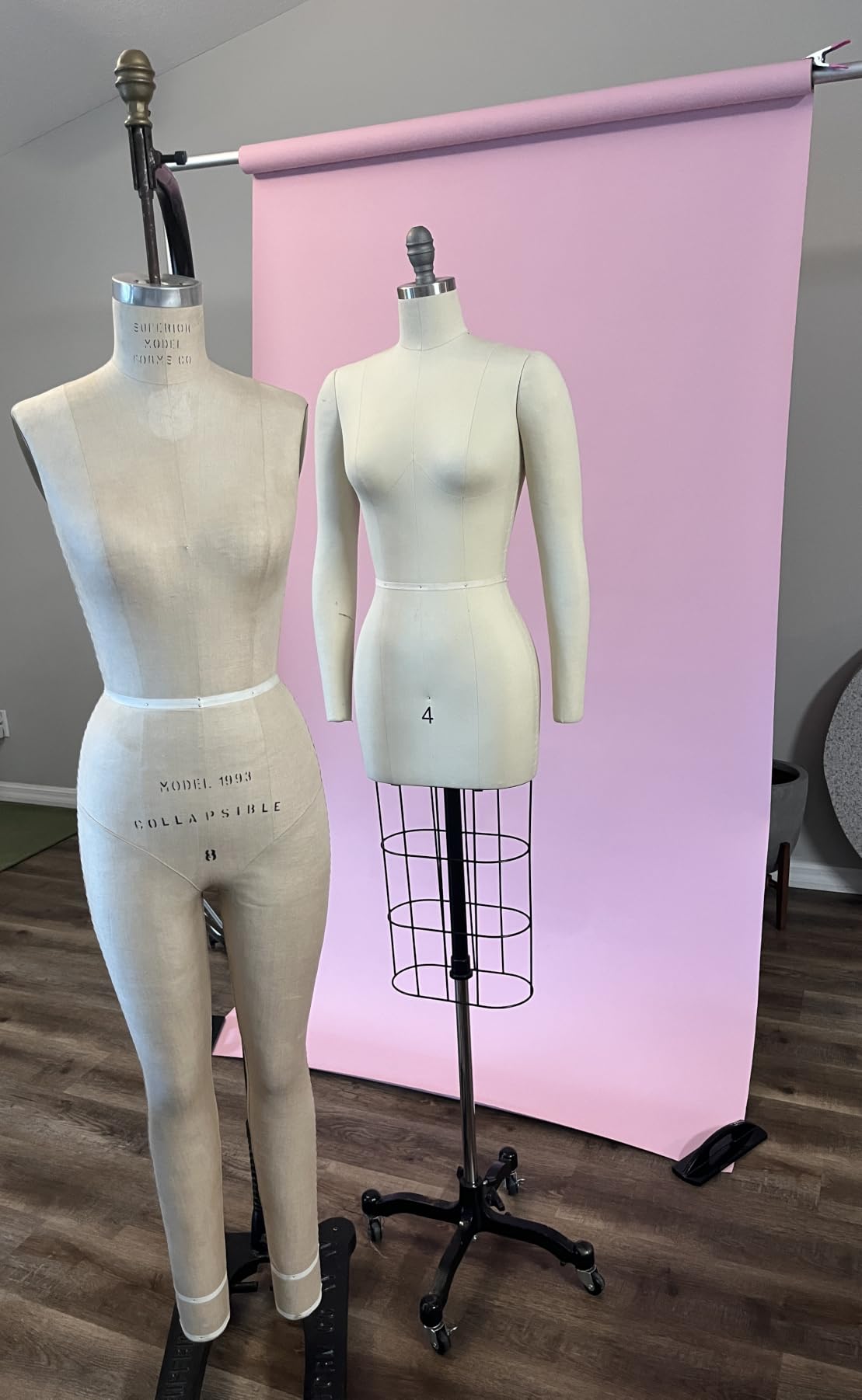 Kate Seamless Paper Backdrop White Paper Backdrop for Photoshoot (86''x32.8' Arctic White) customer photo 1