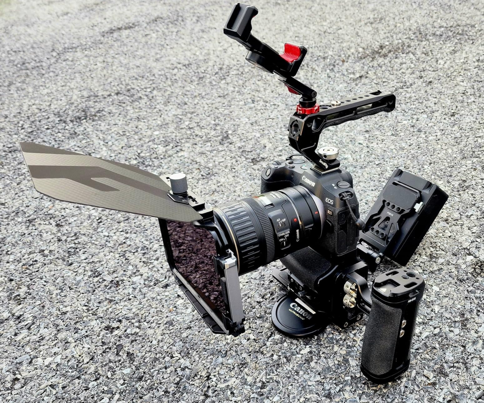 K&F CONCEPT Matte Box with Carbon Fiber Top Flag, with 5pcs Adapter Rings | DSLR Camera Matte Box with Carbon Fiber Top Flag, with 67/72/77/82/95mm Adapter Rings-FM702 customer photo 1