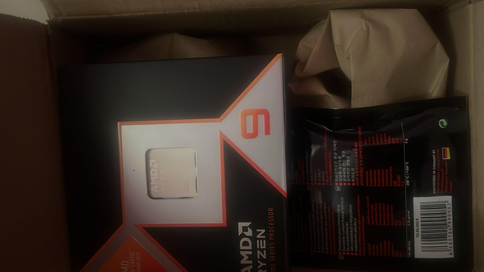 AMD Ryzen 9 9900X3D 12-Core Processor customer photo 1
