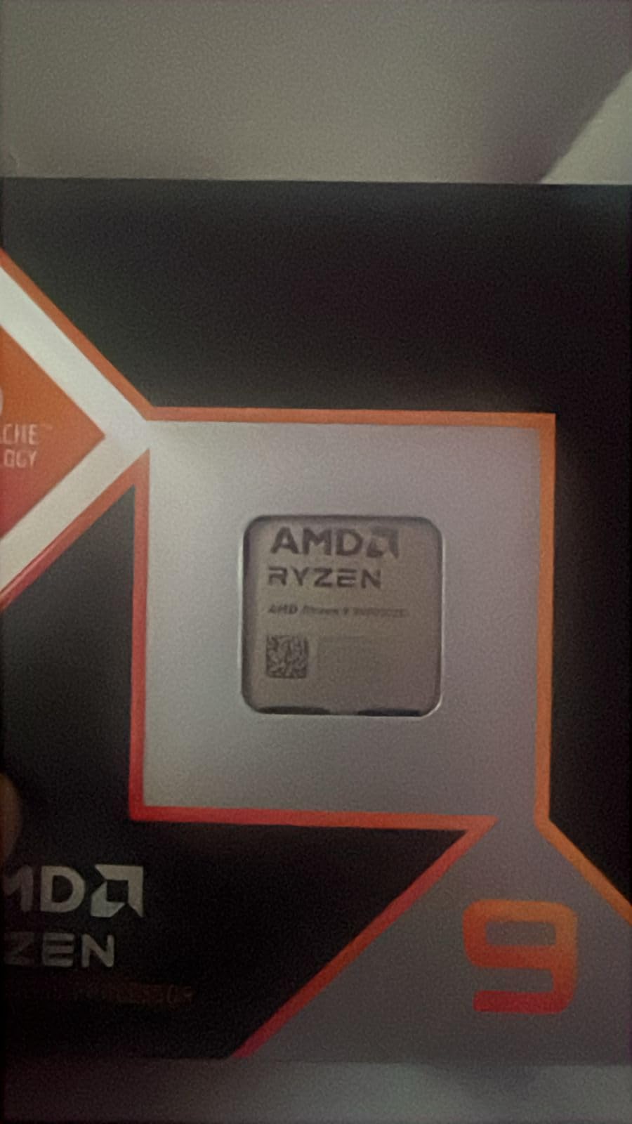 AMD Ryzen 9 9900X3D 12-Core Processor customer photo 2