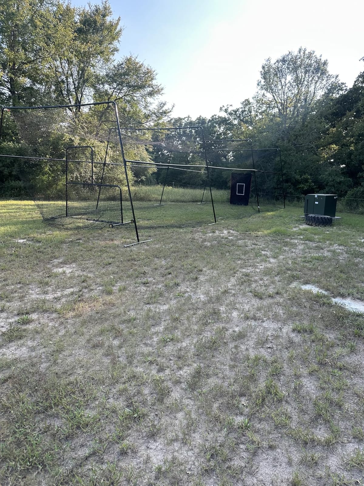 L Screen Baseball Pitching Screen for Batting Cage Pitcher Protector Net | 7x7 Ft Portable Screen Includes Carry Bag and 2 Rubber Wheels customer photo 1