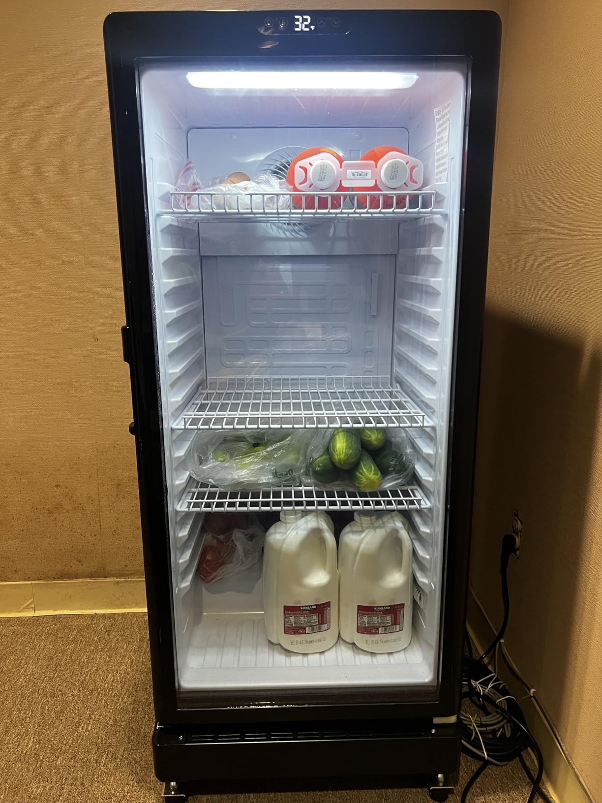 6 Cu.Ft Commercial Beverage Fridge with Glass Door | Double-Tempered Glass, Locking Key & LED, Indoor/Outdoor Use, Bar/Office/Restaurant, Adjustable Shelves, Energy Efficient customer photo 2