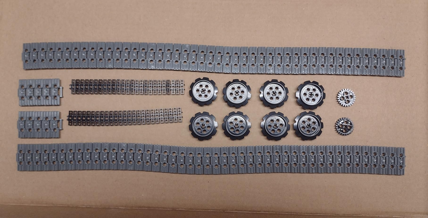 160+pcs Technical Parts Tank Large Track Wheels Medium Track Chain Motorcycle Tank Accessories Compatible with Mainstream Building Block Brands customer photo 1