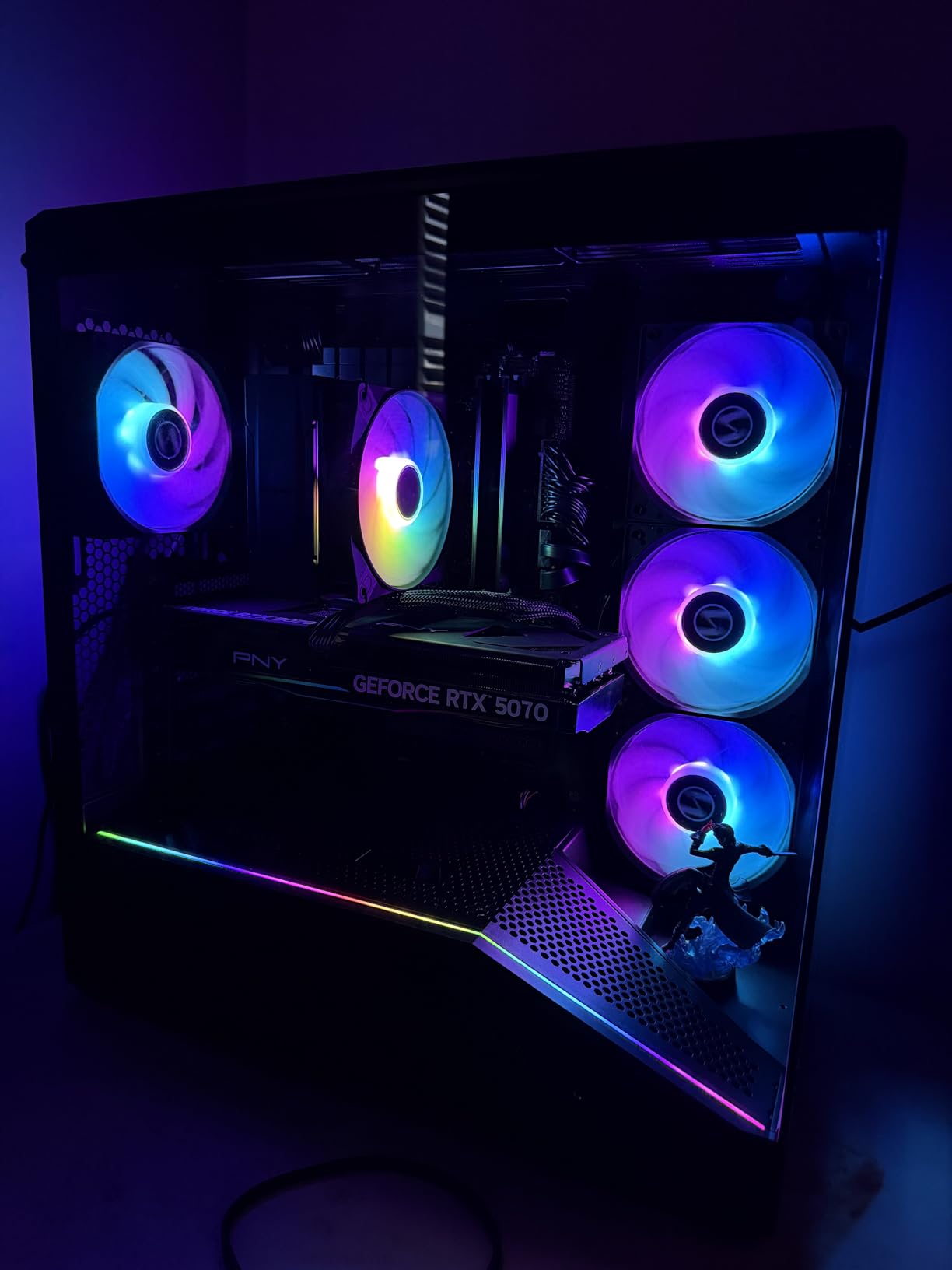 Lian Li V100-ATX Mid-Tower PC Case-Black-V100RX customer photo 2