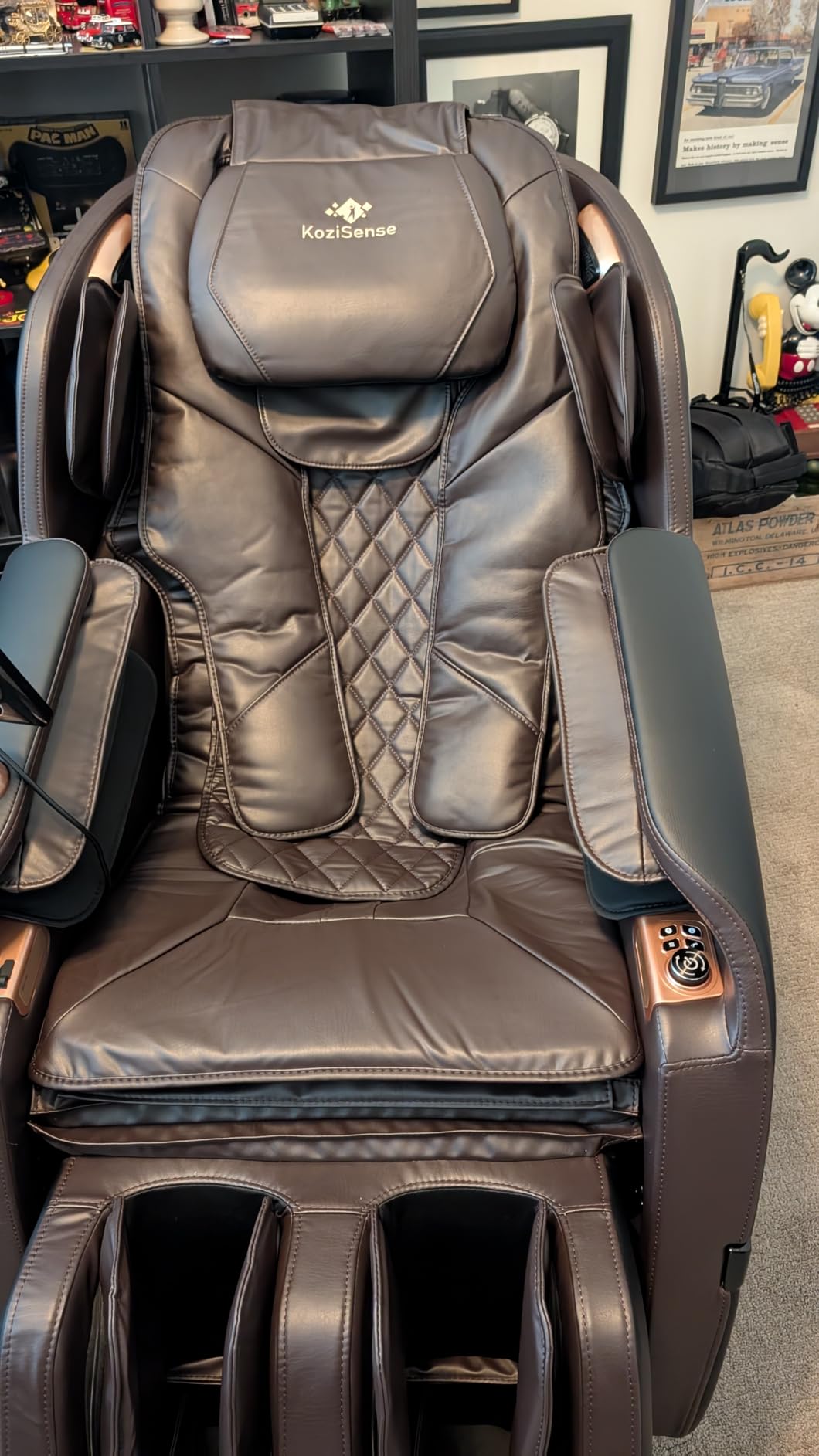 KoziSense A18 Zero Gravity Full Body Massage Chair with Heat customer photo 2