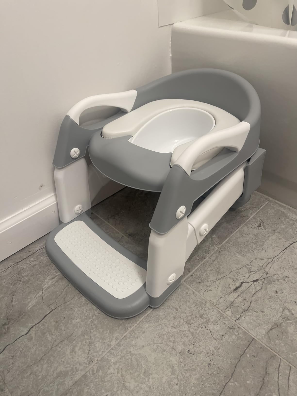 3-in-1 Potty Training Seat & Training Toilet & Potty Chair, Height Adjustable Toddler Toilet Seat for Kids, Foldable Potty Training Toilet with Splash Guard & Anti-Slip Steps customer photo 2