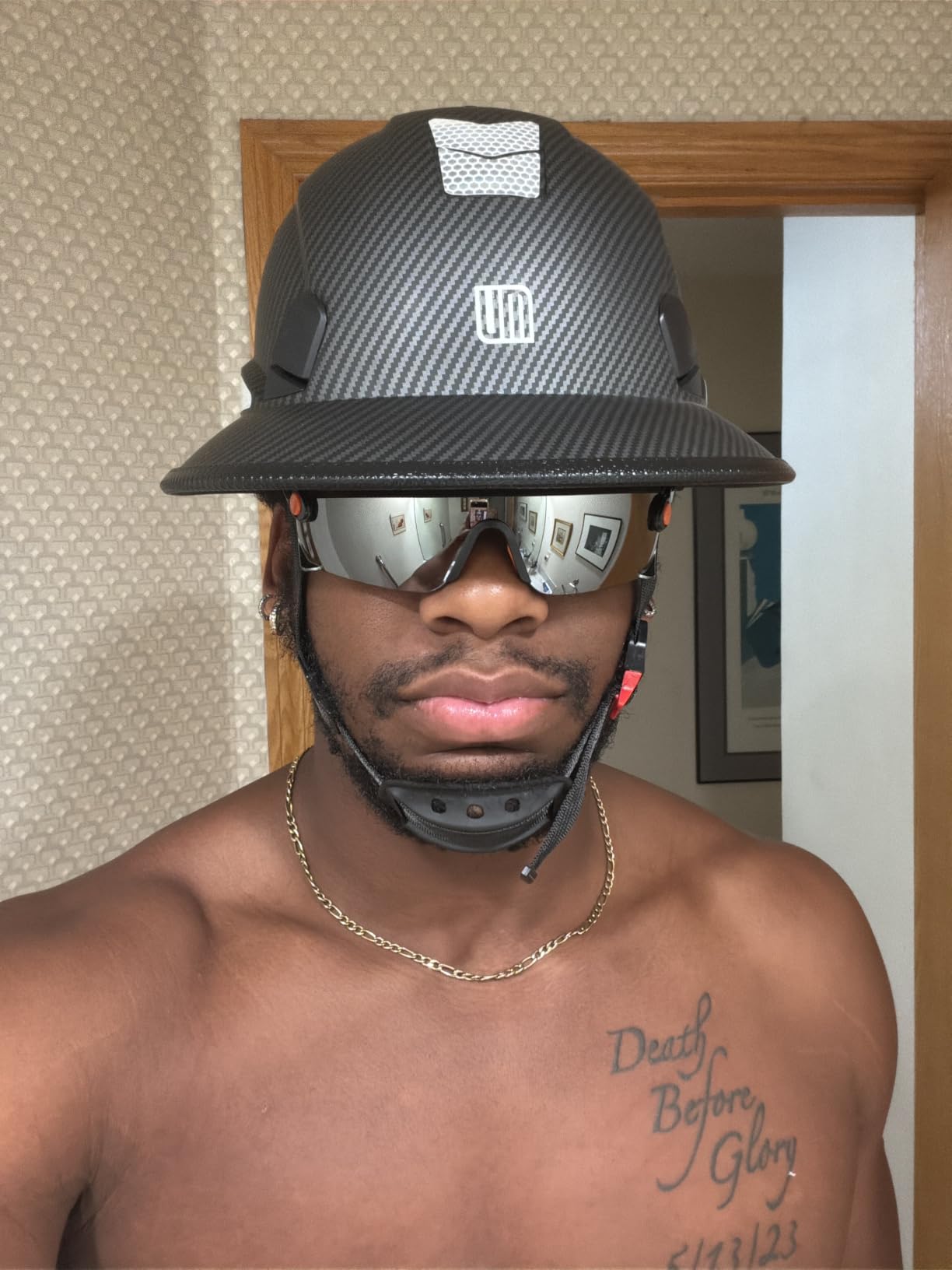 UM ULTRAMAXX Full Brim Hard Hat with Built-in Visor, ANSI Z89.1 OSHA Approved Construction Safety Helmet with Chin Strap customer photo 2
