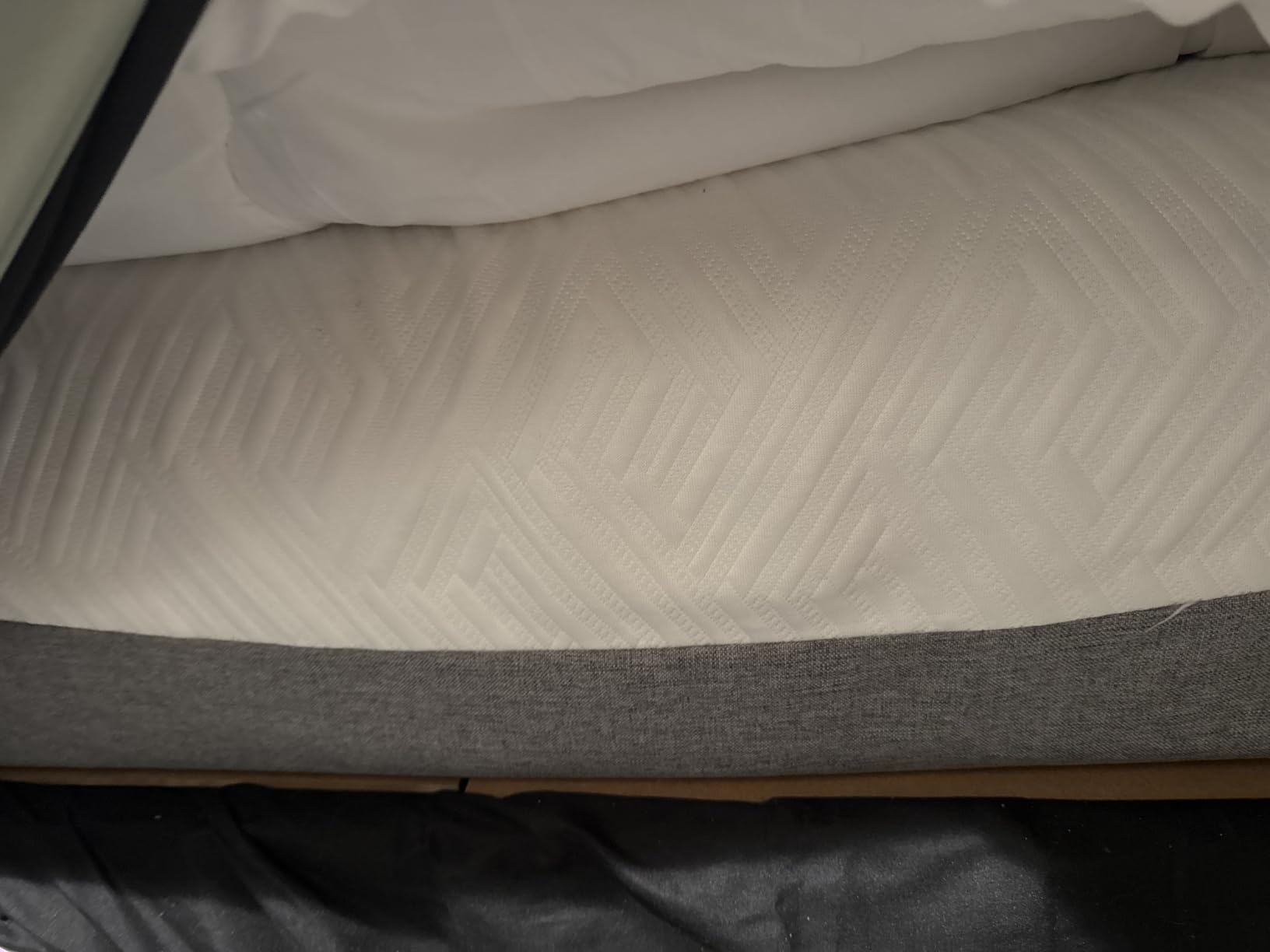 Novilla Bliss Memory Foam Mattress Queen, 10 Inch Gel Queen Mattress customer photo 2