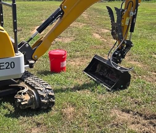 Mini Excavator Quick Coupler, 25mm, 0.8-3 Ton, Alloy Steel | Quick Hitch for 0.8-3T Mini Excavators customer photo 2