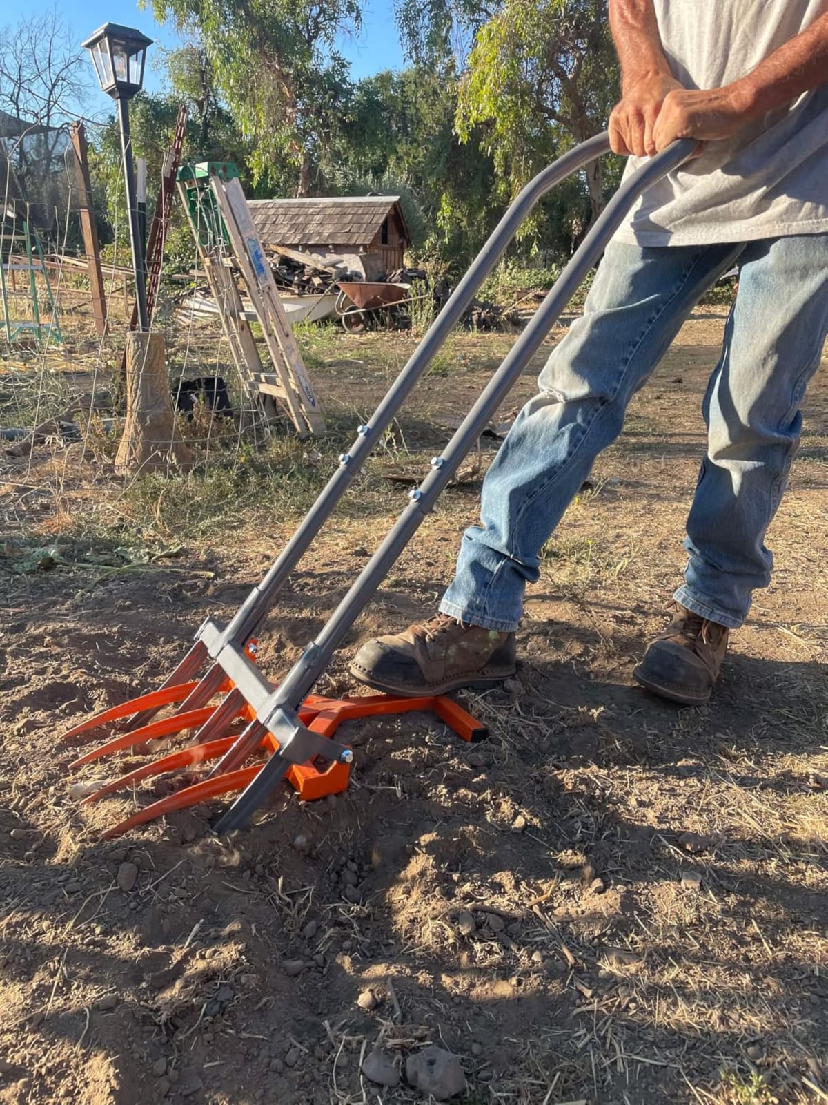 Walensee Broadfork Garden Tool, 9 Tines Heavy Duty Broad Fork Hand Tiller, 2-in-1 Garden Pitchfork with Ergonomic U-Shaped Handle, Spading Digging Fork for Gardening, Cultivating customer photo 1