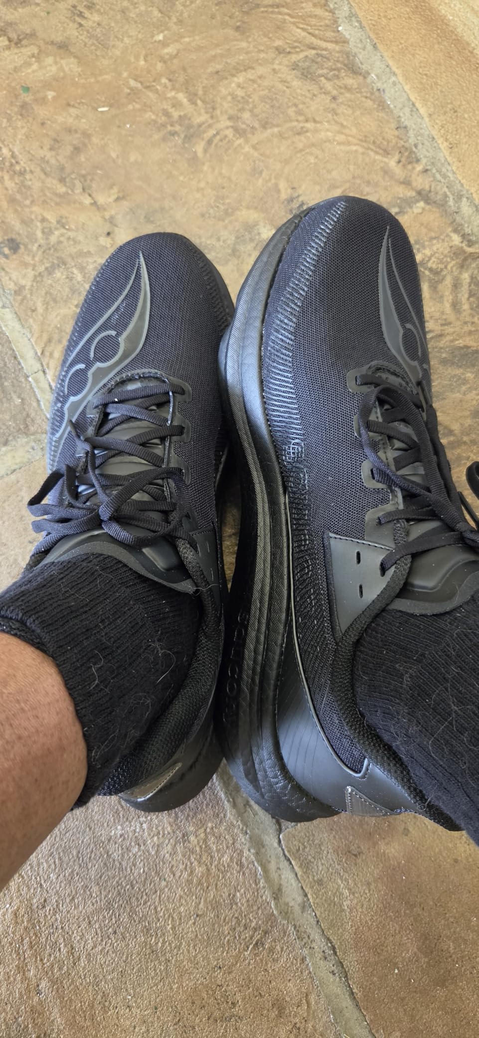 Saucony Men's Endorphin Azura Sneaker | Road Running Shoes customer photo 1