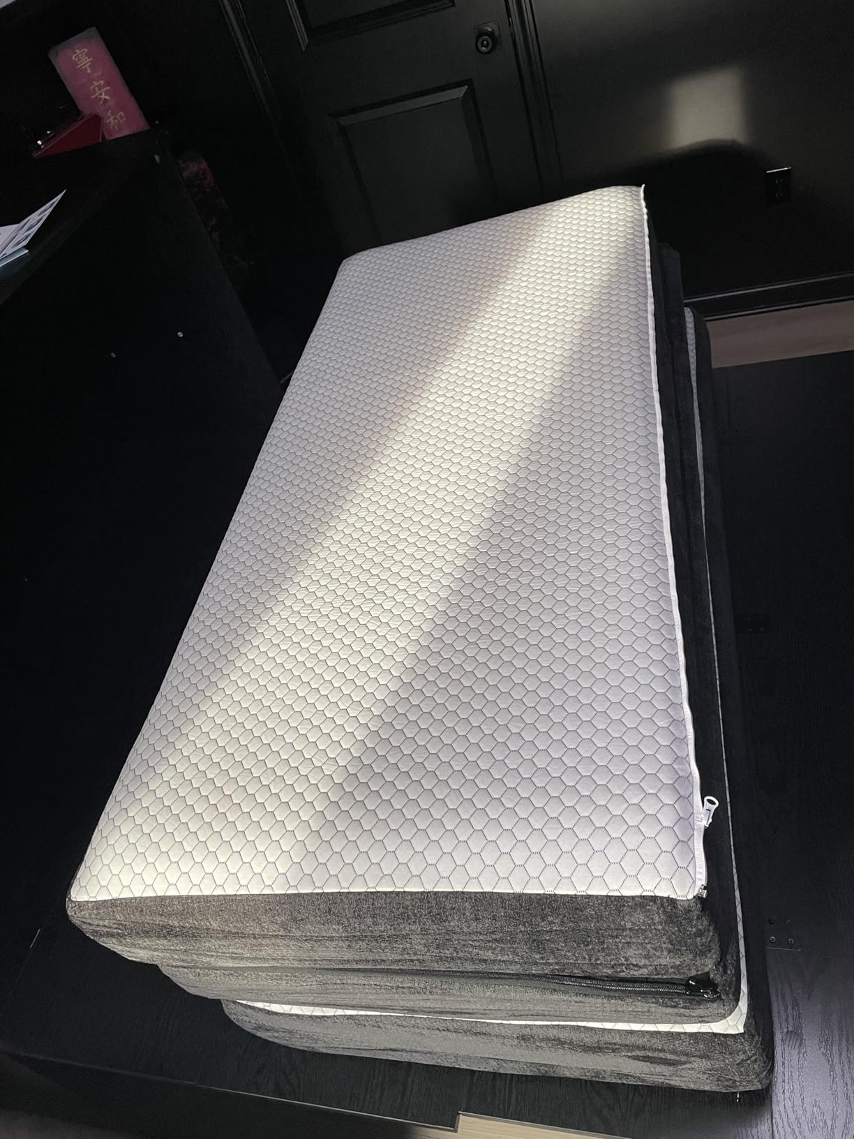 Odorless Foldable Mattress Medium Queen Size 80
