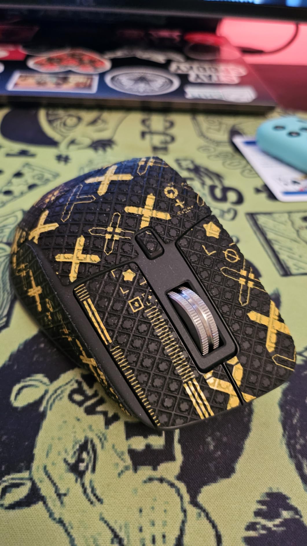 Logitech MX Master 3S Bluetooth Wireless Mouse No Receiver - Graphite | MagSpeed Scrolling, 8K DPI tracking, Quiet clicks, Programmable buttons, Bluetooth, Windows PC, Mac, Linux, Chrome customer photo 2