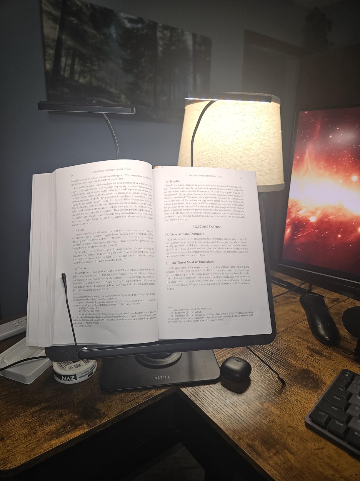 Glocusent 26 LED Reading Lights for Books in Bed, Ideal Gifts for Reader | Rechargeable Book Light, Eye Caring 5 Amber Colors Stepless Dimming, Travel Lightweight Clip-on, Book Lovers Men Women Kids customer photo 1