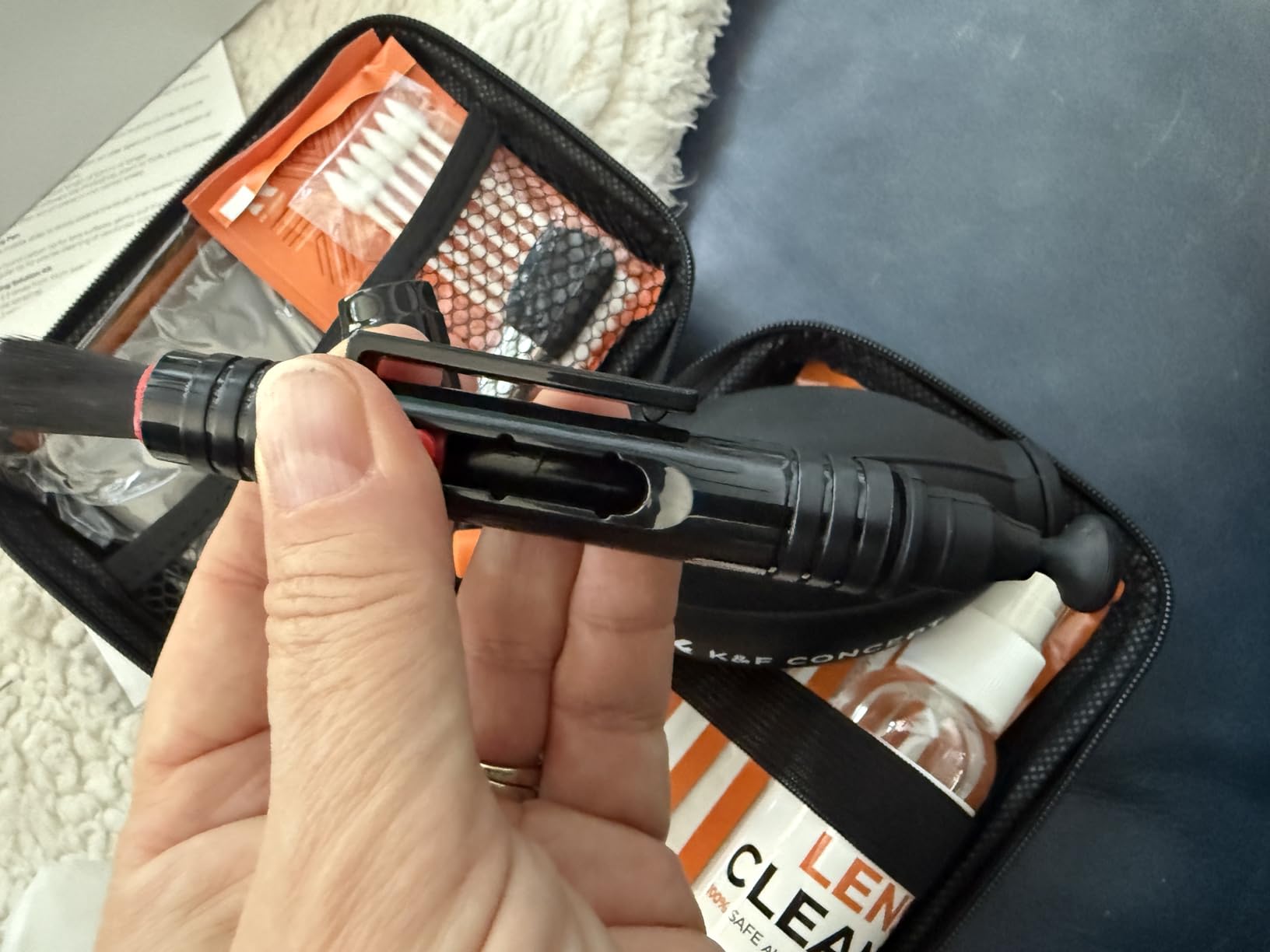 K&F CONCEPT 25 in 1 Camera Cleaning Kit, Full Frame Lens and Sensor Cleaner | 24mm Vac-Sealed Swabs,Lens Pen,60 and 20ML Lens Cleaner,Cloth,Blower,Hard Case, for Canon Nikon Sony DSLR Mirrorless,MK02 customer photo 1