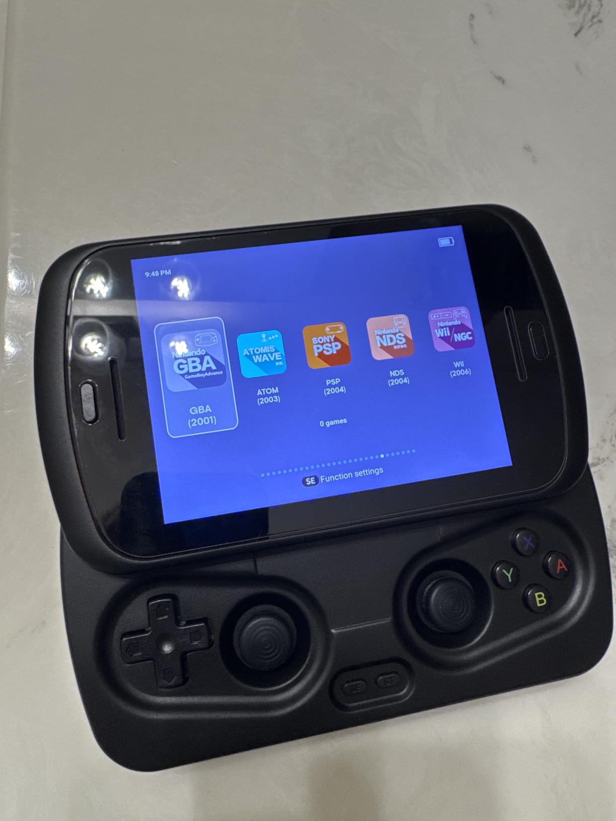 Anbernic RG Slide Retro Handheld Game Console, 4.7-inch LTPS in-Cell Screen Capacitive Joystick Android 13 System Support AI Assistant 5G WiFi Bluetooth 5.0 NO Game Card (Black) customer photo 1