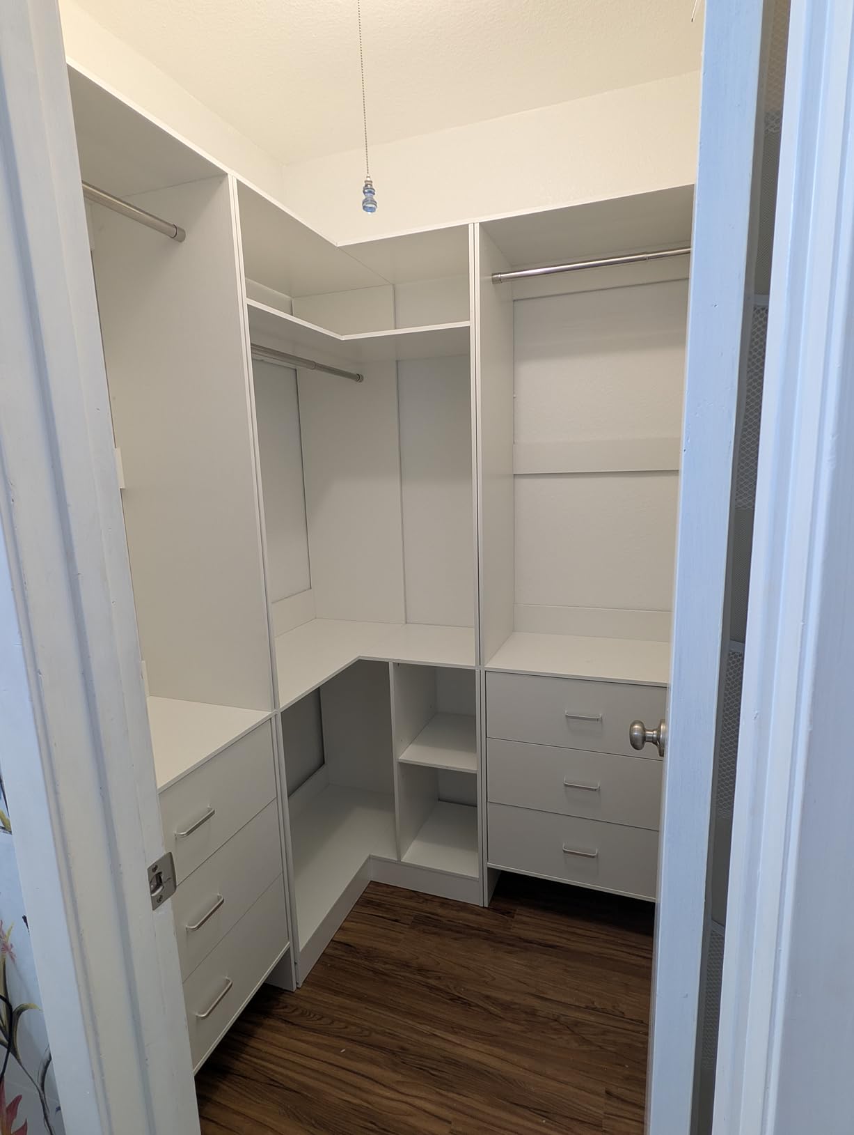Aheaplus Closet System with 3 Drawers, 2 Hanging Rods & Corner Tower, Corner Closet System with Hanging, L-Shaped Walk-In Wardrobe Organizer, 1300+ lbs Capacity, Set of 2, White customer photo 1