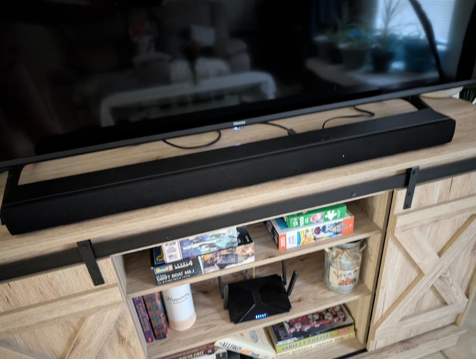 Hisense 3.1 Ch 380W Soundbar with Wireless Subwoofer and Dolby Atmos, 5-Speaker Array, 7 EQ Modes, HDMI eARC Port, Bluetooth, Surround Sound - R632 customer photo 1