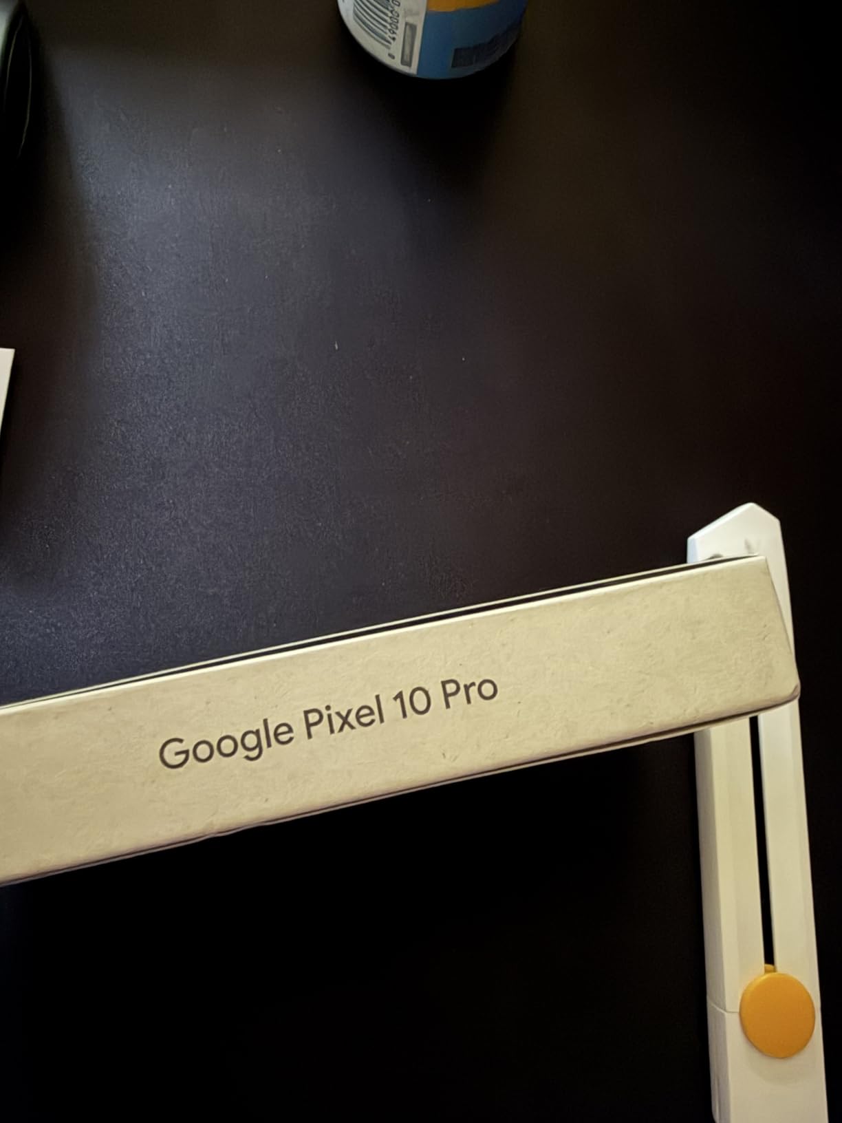 Google Pixel 10 Pro - Unlocked Smartphone with Gemini - Obsidian - 128 GB customer photo 2