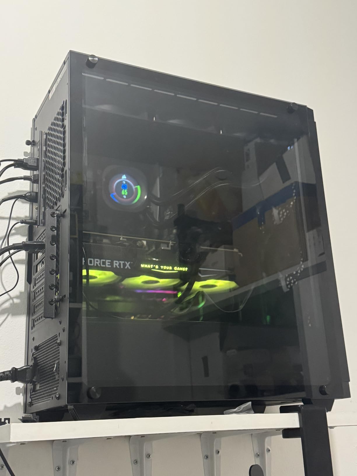 CORSAIR Nautilus 240 RS LCD Liquid CPU Cooler - 2.1