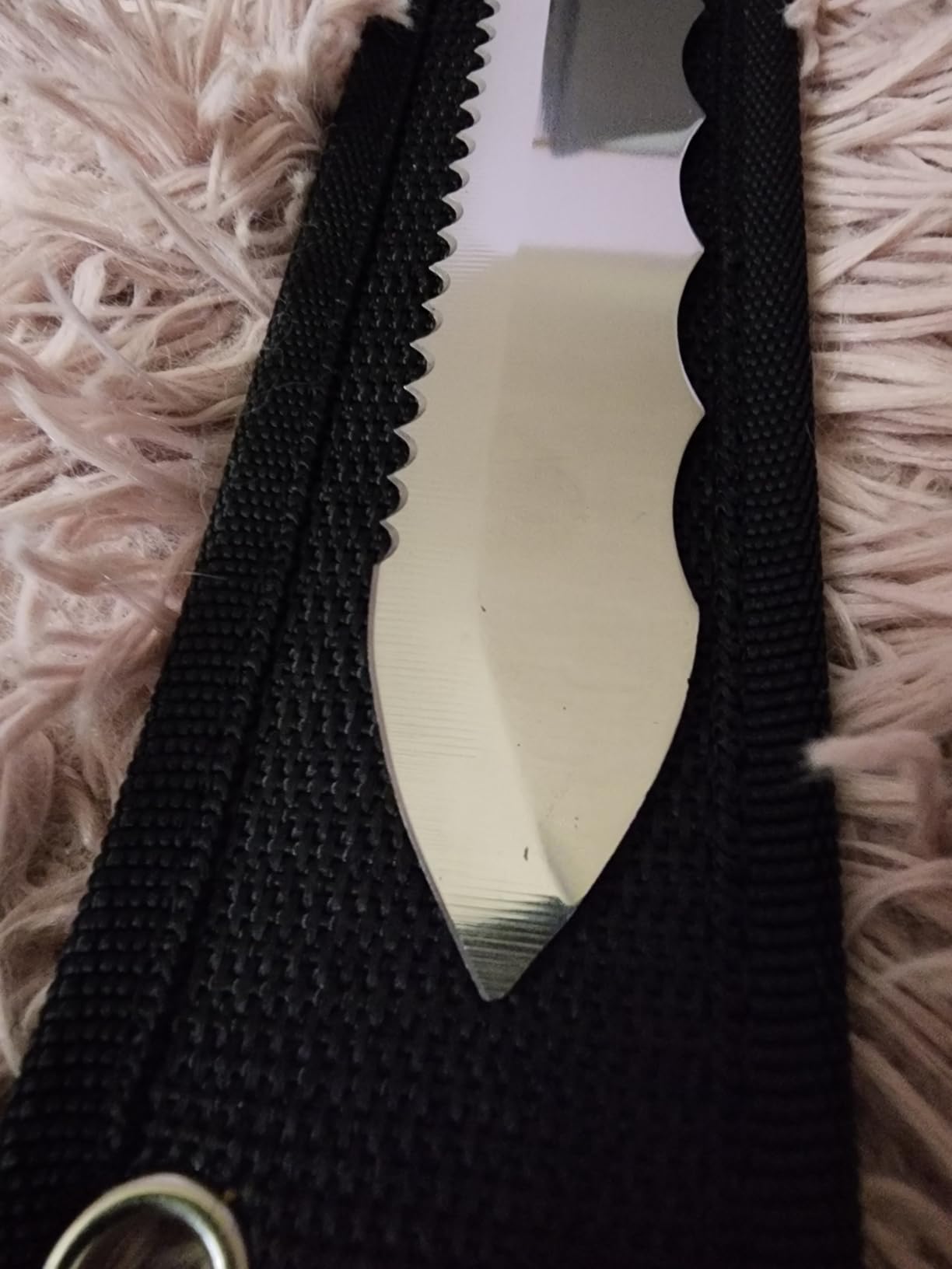 Insulation Knife - Sod Cutter Knife: stainless steel 11.14-Inch sharp blade, double side utility Lawn Repair Saw with Nylon Sheath customer photo 1