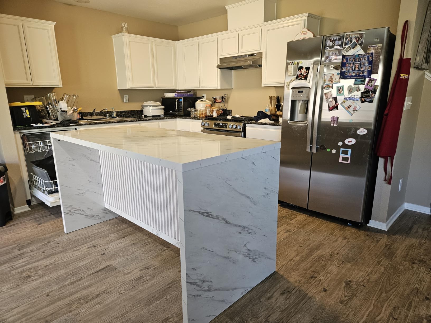 71'' Large Faux Marble Dining Table for 6 People, 37.4''H Tall Modern Kitchen Island with LED Lights, Rectangle Kitchen Dining Table for Home customer photo 2
