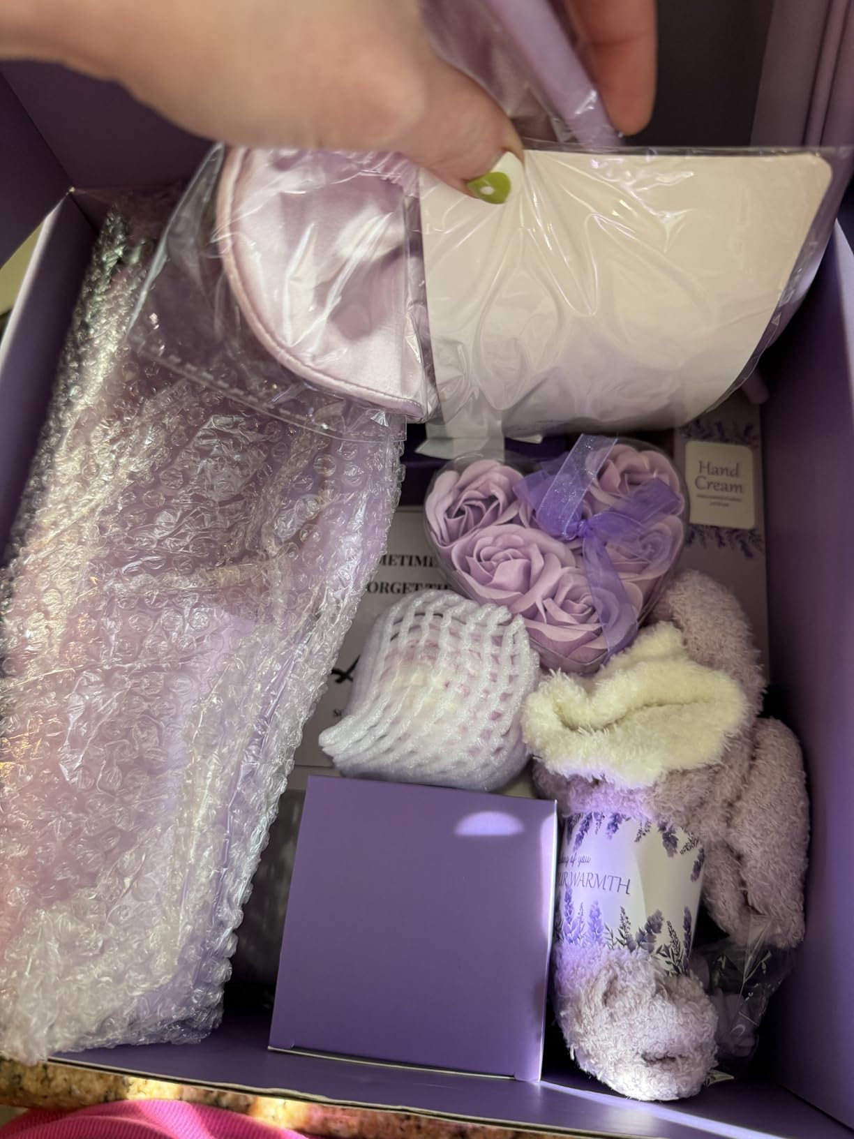 Birthday Gift for Women, Luxury Self Care Spa Gift Basket with Blanket for Mom, Wife, Sister, Friend, Girlfriend, Grandmother, Get Well Soon & Christmas gift for Her customer photo 1