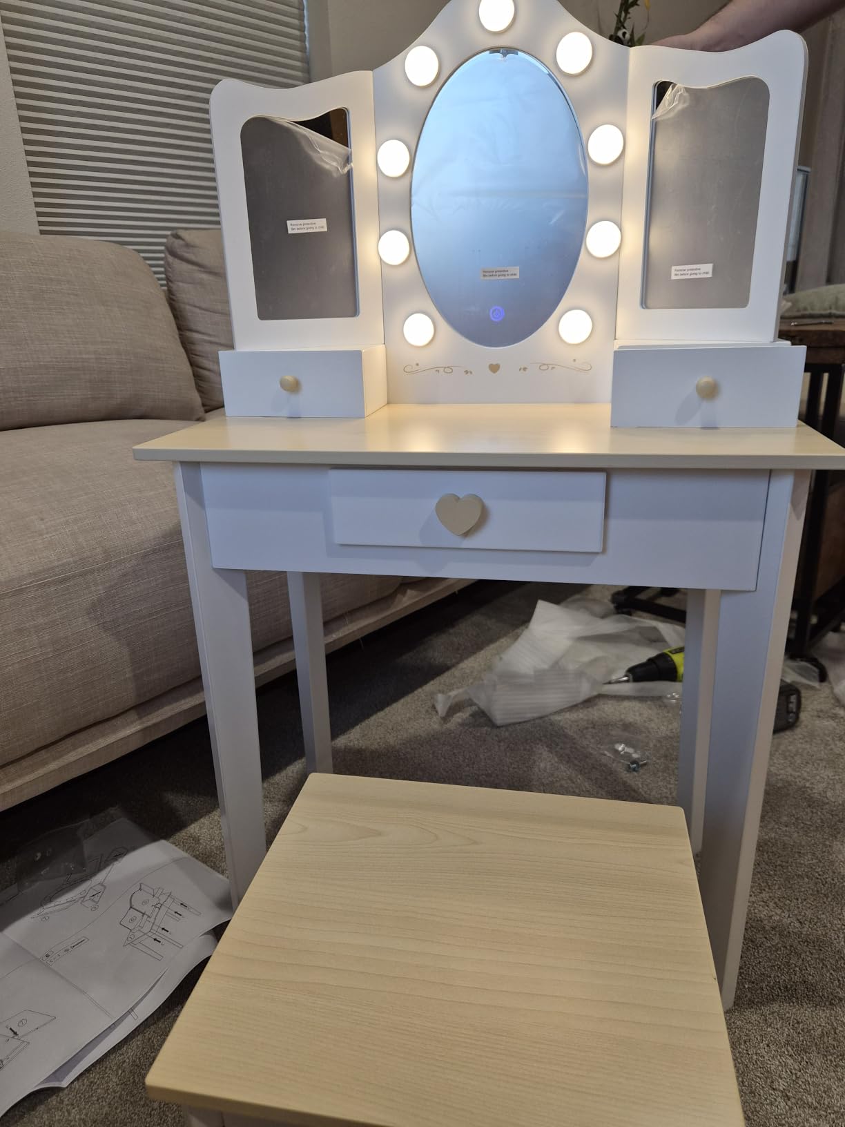 labebe Kids Vanity, Girls Vanity Desk with LED Changing Lights, Pretend Play Princess Vanity Set, Wooden Toddler Makeup Desk Dressing Table with Drawer and Chair (Pink) customer photo 1