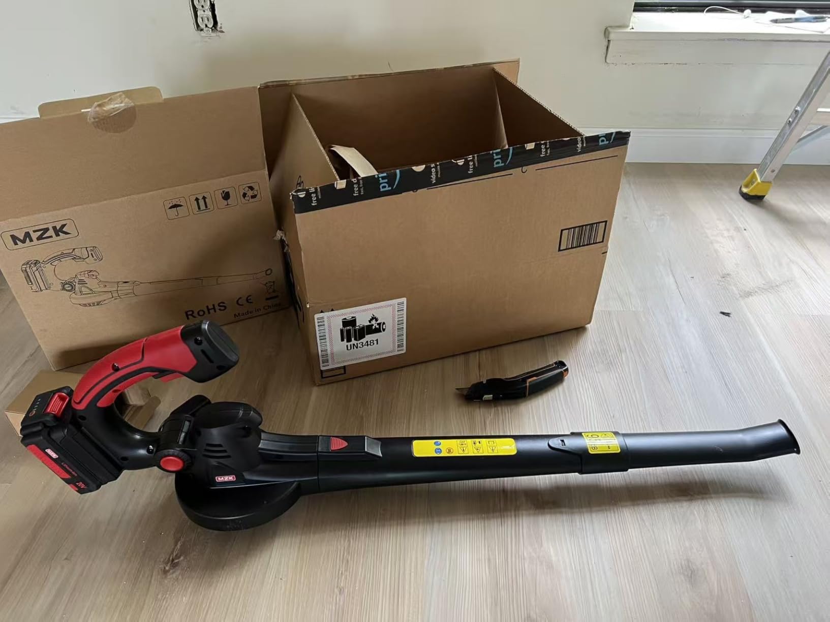 MZK 20V Cordless Leaf Blower, 2 x 4.0Ah Batteries & Charger, 130 MPH, 450 CFM customer photo 1