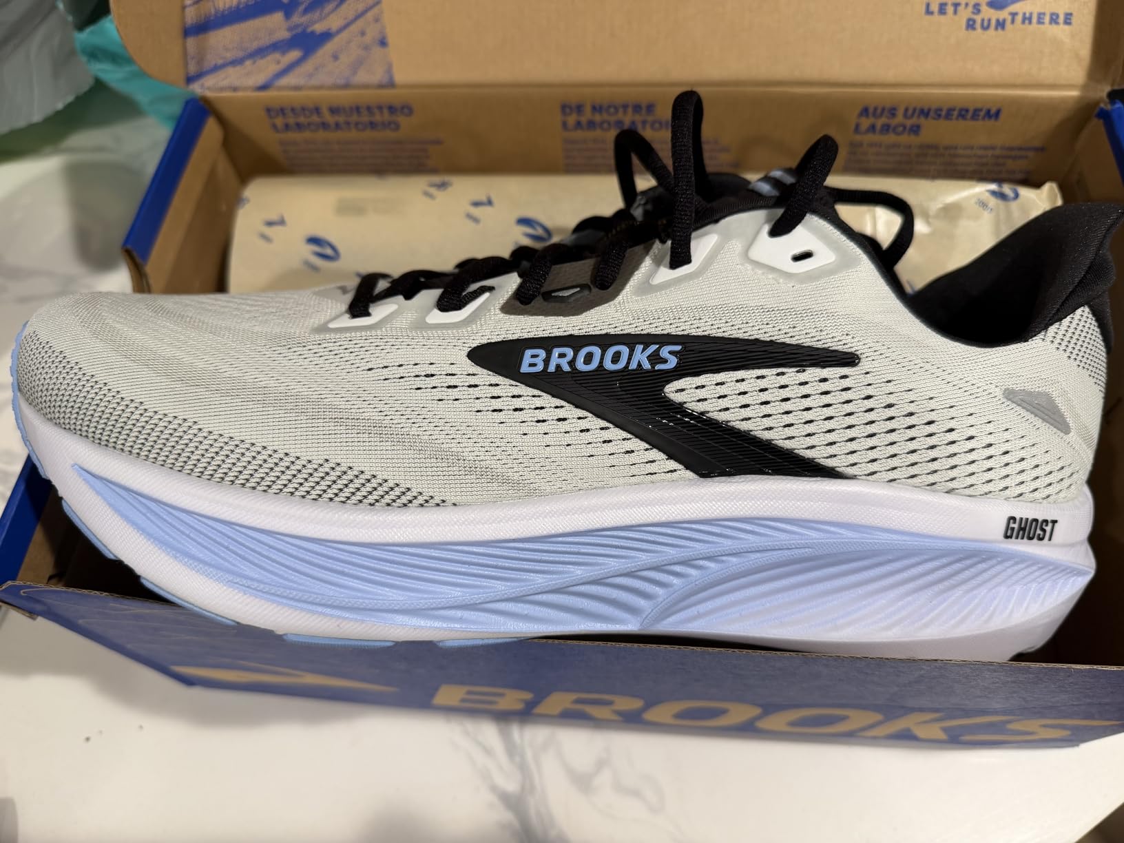 Men's Ghost 18 Running Shoe customer photo 1