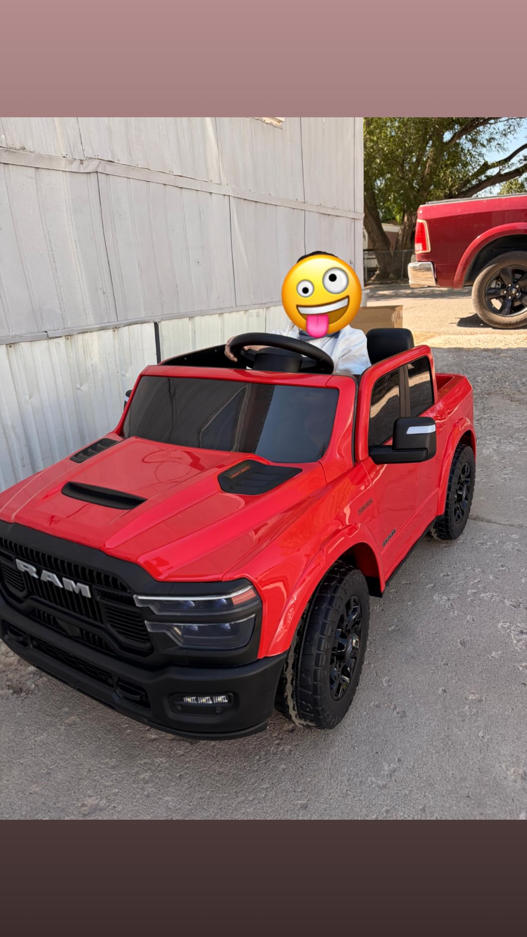 Licensed RAM 3500 Police Ride On Truck for Kids with Remote Control customer photo 1