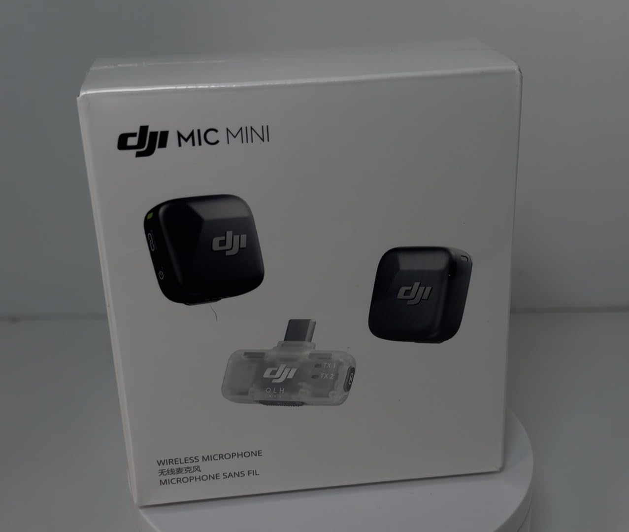 DJI Mic Mini (2 TX + 1 Mobile RX), Ultralight, Active Noise Cancelling | Wireless Lavalier Microphone for iPhone 17/16/15 & Android/PC/Tablet, Plug-and-Play, 300m Transmission, Youtube, Vlog customer photo 1
