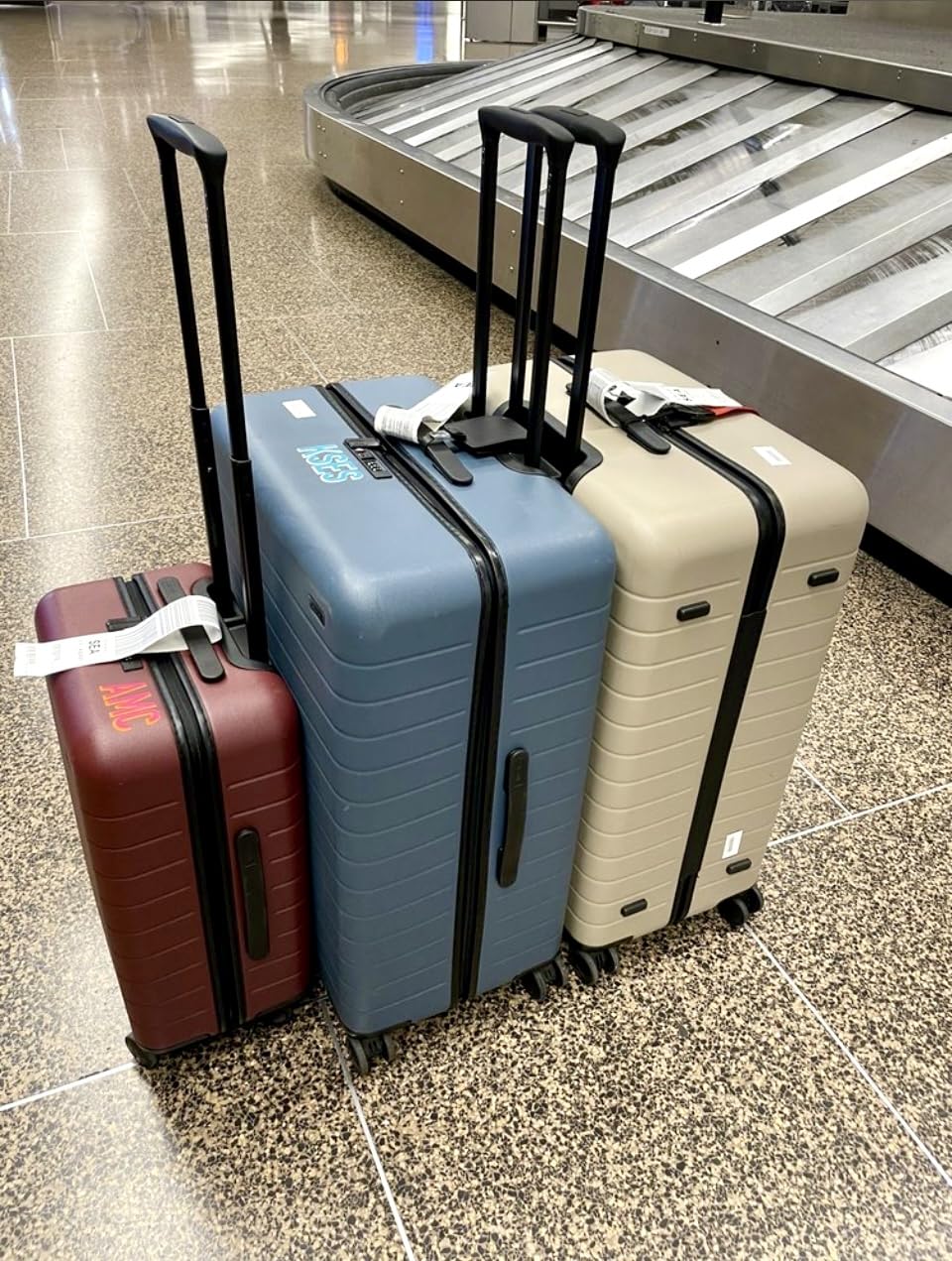 Away Bigger Carry-On Luggage, 23-Inch Lightweight Hardside Spinner Suitcase customer photo 1