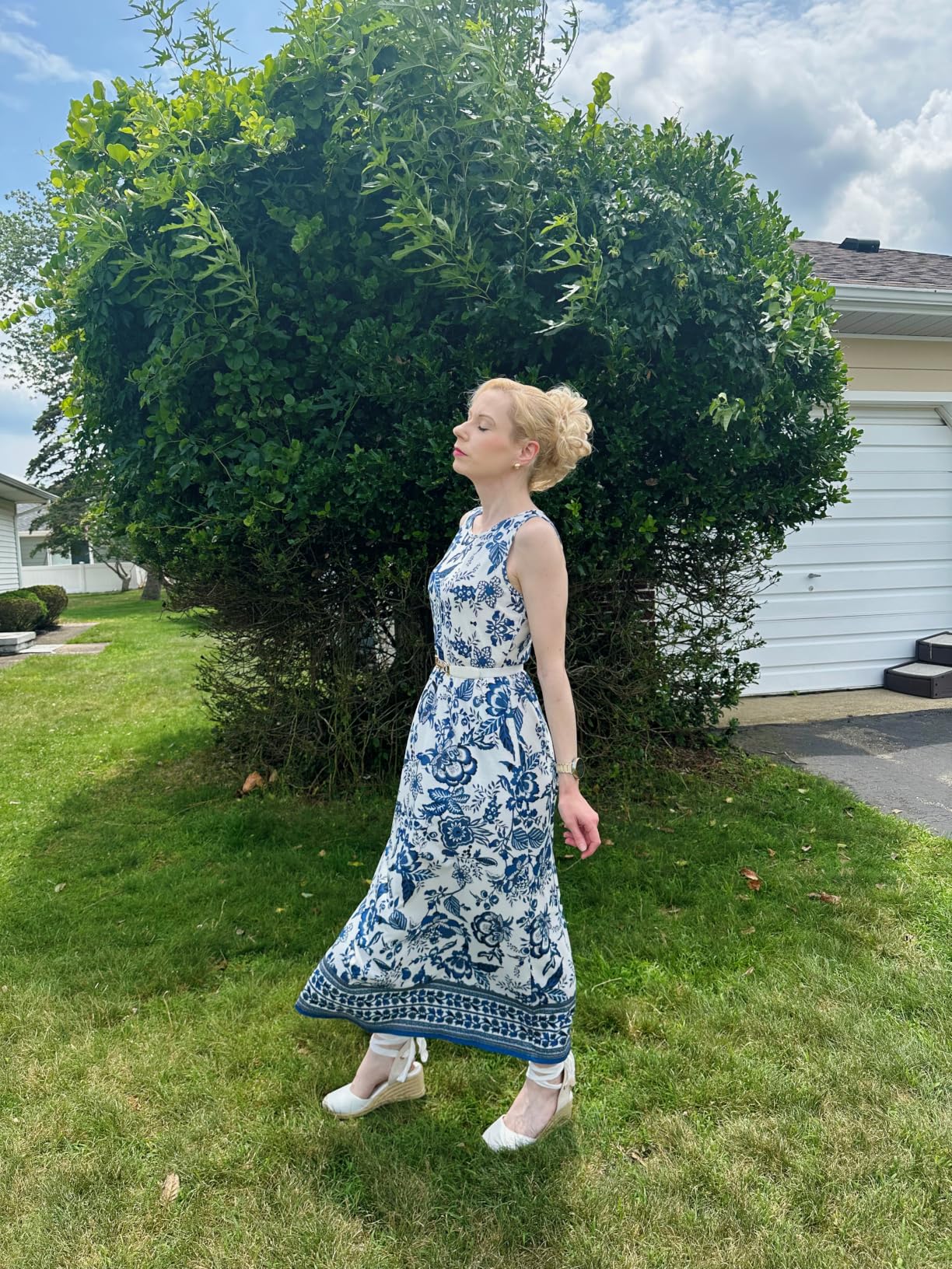 WIHOLL Summer Dresses for Women 2026 Maxi Dresses Long Flowy A Line Sleeveless Sundresses with Pockets customer photo 1