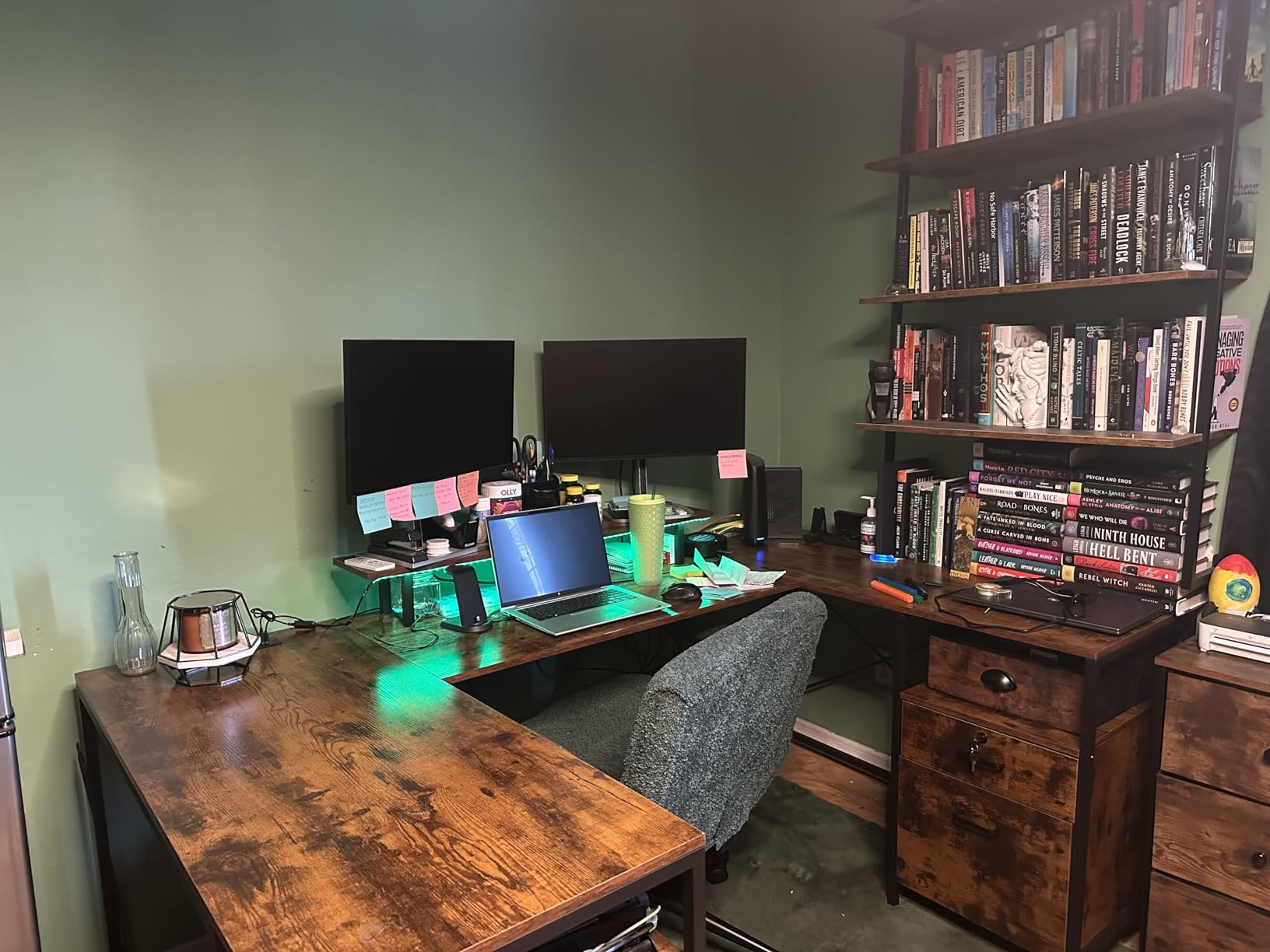 DWVO U Shaped Desk with Drawers | 79