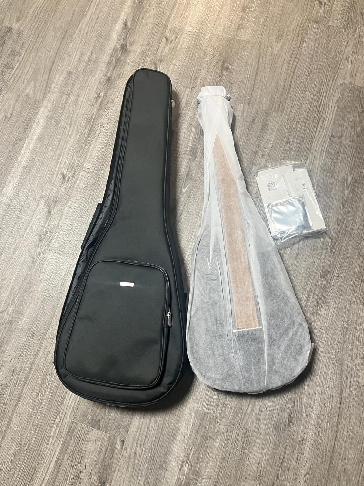 Enya NOVA GO Carbon Fiber 35-Inch Acoustic Travel Guitar, Black | Lightweight 3.7 lbs Design, Moisture-Resistant Body, Easy to Carry for Adults and Beginners, Gig Bag and Accessories Included customer photo 2