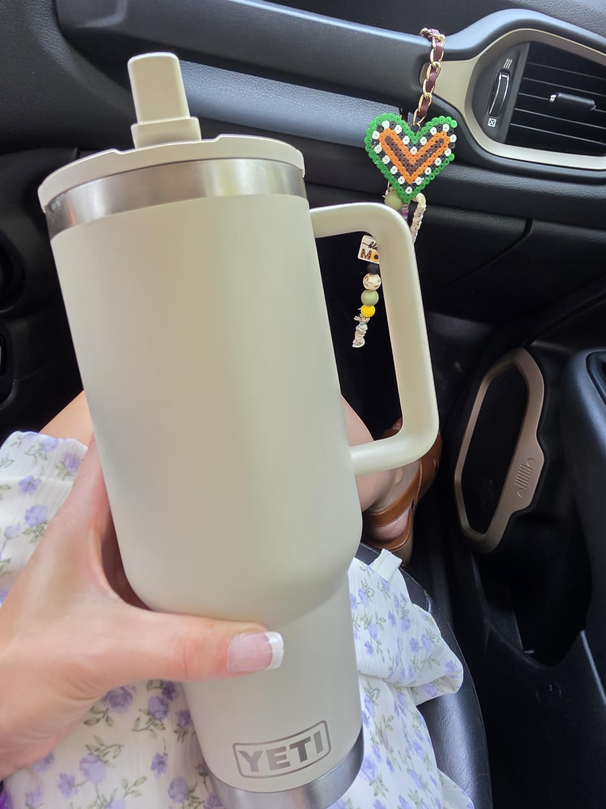 YETI Rambler 40 oz Travel Mug with Flip Straw Lid - Stainless Steel, Vacuum Insulated, Leakproof, Cup Holder Friendly, Rescue Red customer photo 1