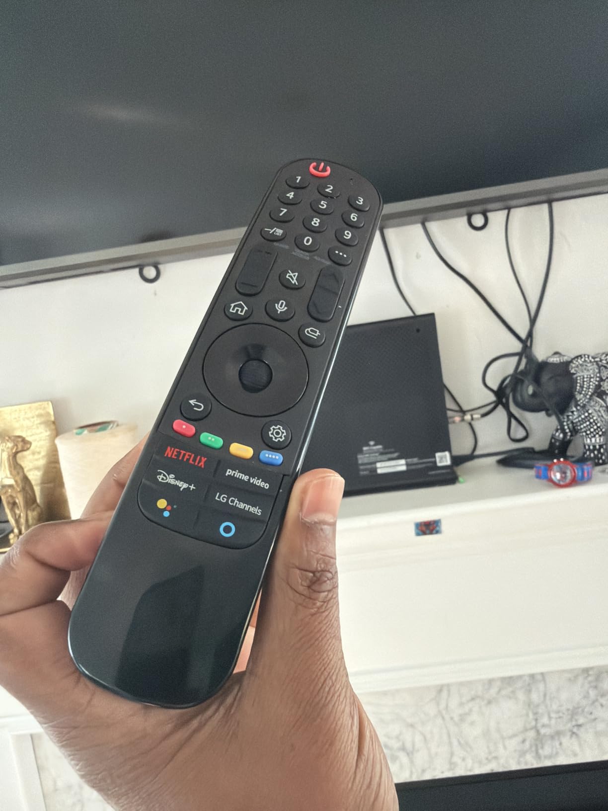 Universal TV Remote Control for Samsung LG Vizio TCL Hisense Sony TVs | Single remote, great value, no setup. Wide TV compatibility. Reliable IR tech. Quick streaming buttons. Long-lasting build. customer photo 1
