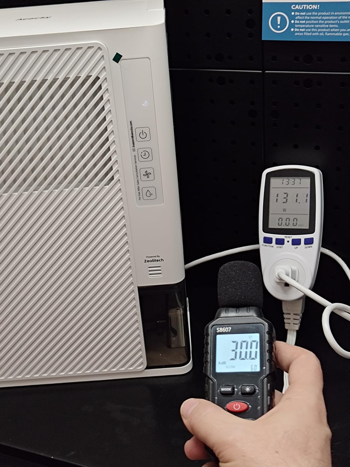 AEOCKY 1000 Sq.Ft Rotary Desiccant Dehumidifier, 10 Pints/Day, Never Frost, Small dehumidifier for Bedroom, Bathroom, Closet, RV, Room, with Drain Hose, Intelligent Humidistat, 85oz Water Tank, Quiet customer photo 2