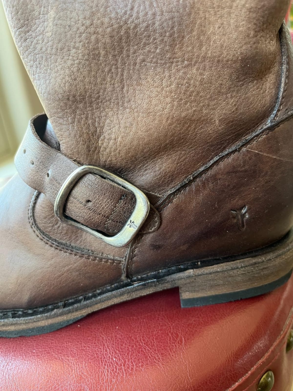 Frye 6 3⁄4