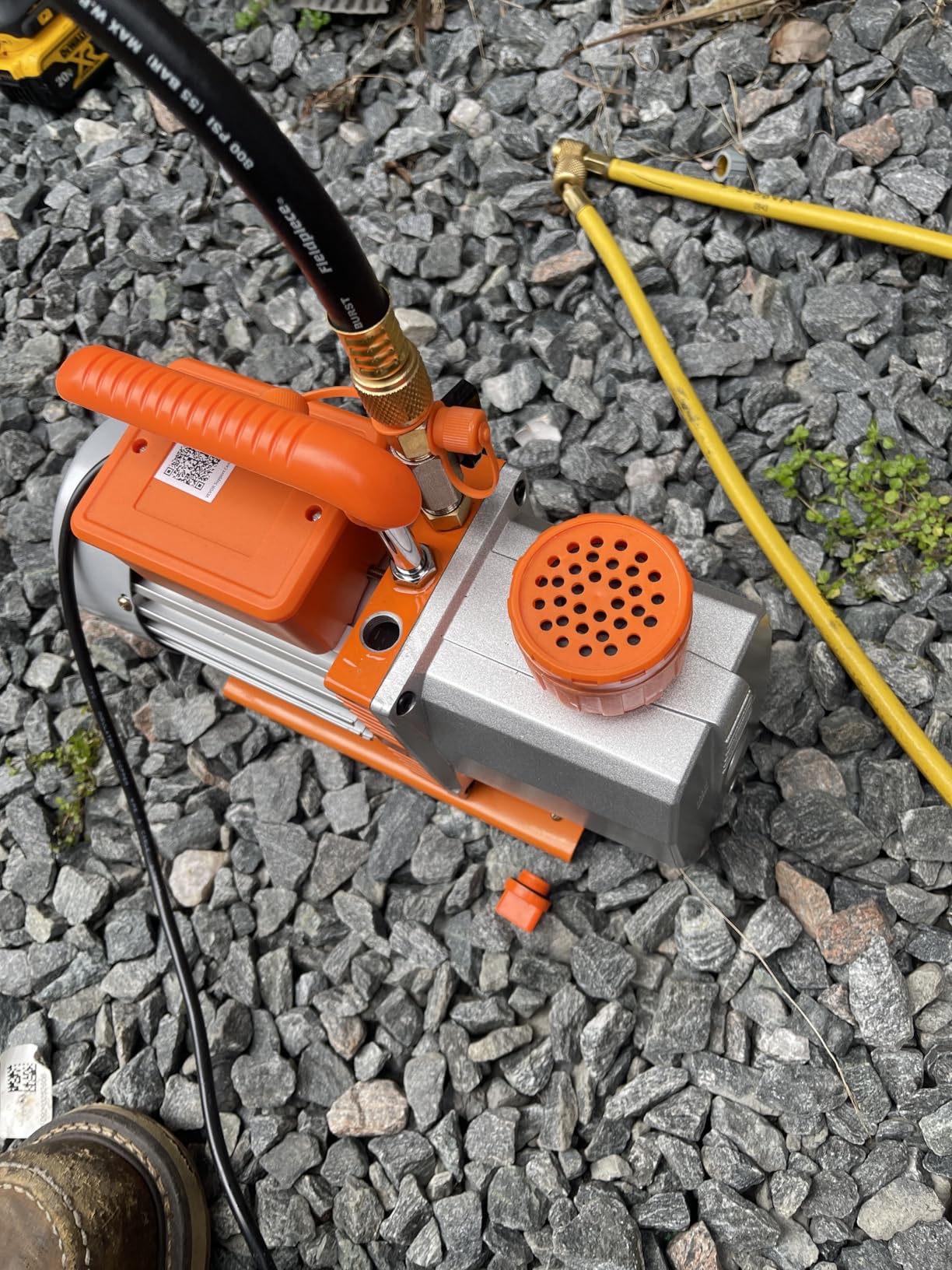 VEVOR Vacuum Pump, 7 CFM 3/4 HP, HVAC Two Stage Rotary Vane AC Vacuum Pump, for R134a R22 R410a R1234YF R32 customer photo 1