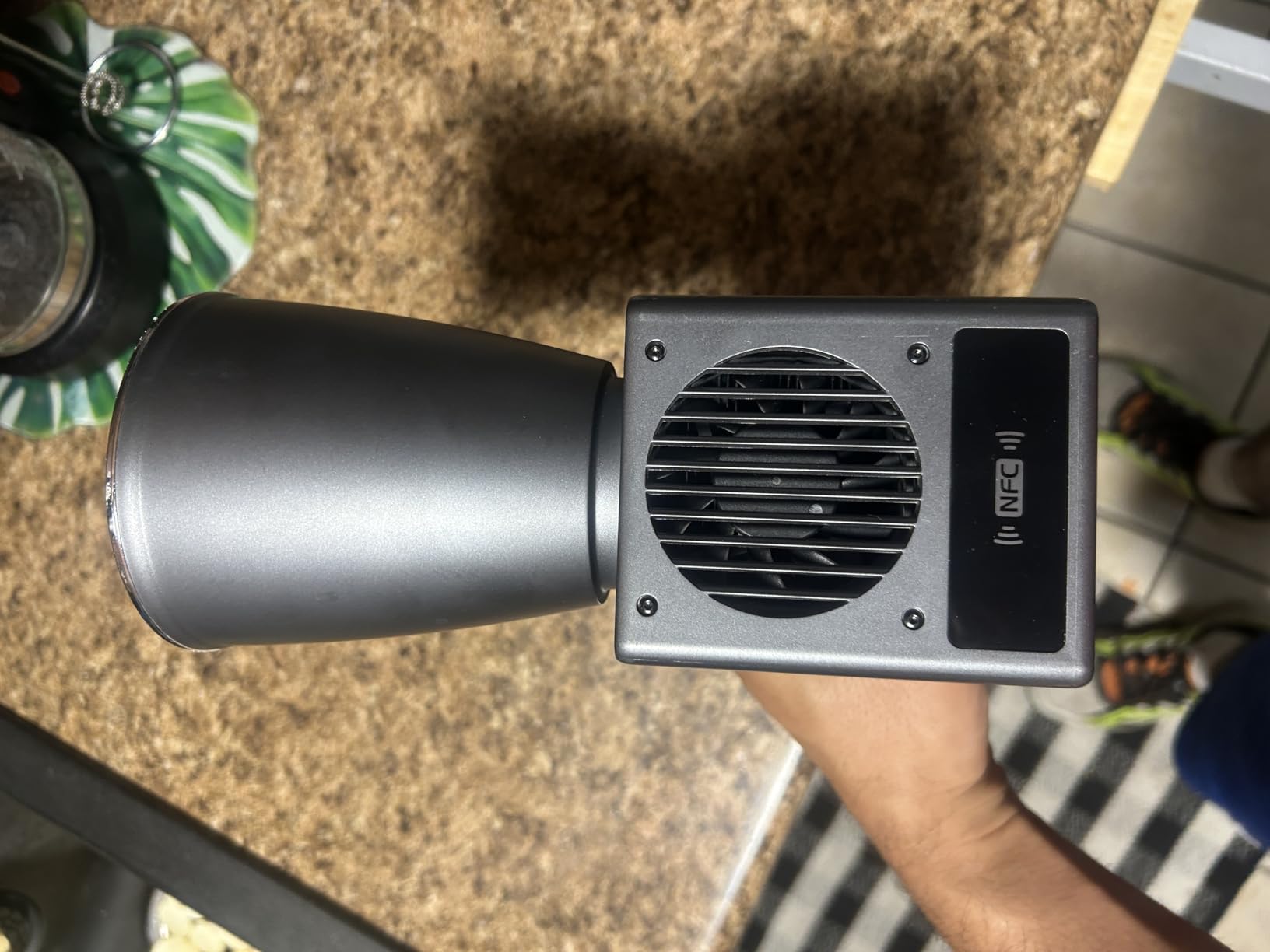 NEEWER 60W Mini LED Video Light with 50Wh Battery/100W PD Fast Charging, APP/2.4G Control/NFC, Bi Color Dimmable COB Studio Continuous Output Lighting 44,800 lux/1m 2700-6500K CRI97+ 12 Scenes, HB60B customer photo 1