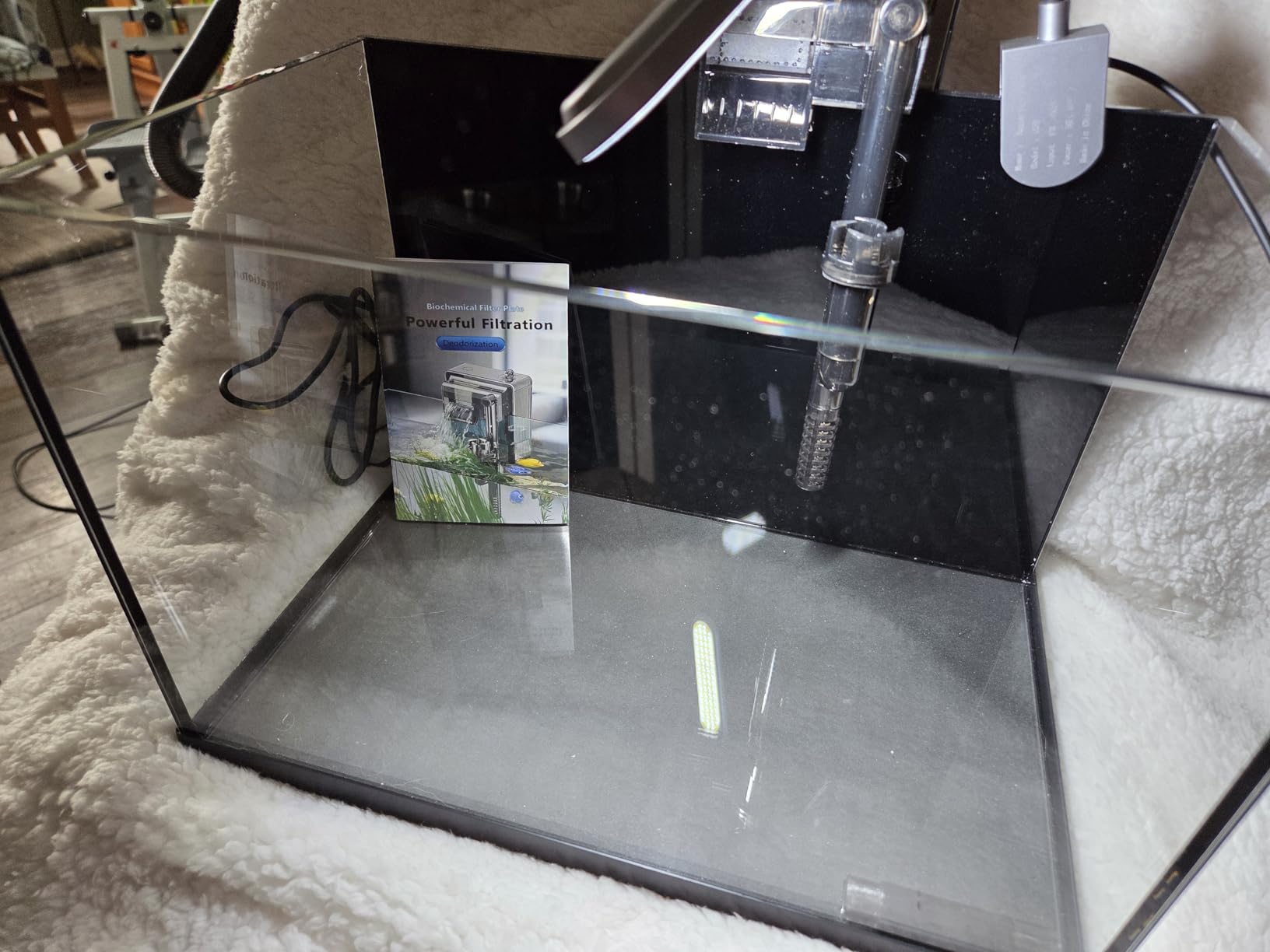 2.8 Gallon Glass Fish Tank,Small Fish Tank with Light and Filter | Aquarium Starter Kit,Nano Shrimp Aquarium for Small Fish, Shrimp,or Betta,Desktop Corner customer photo 1