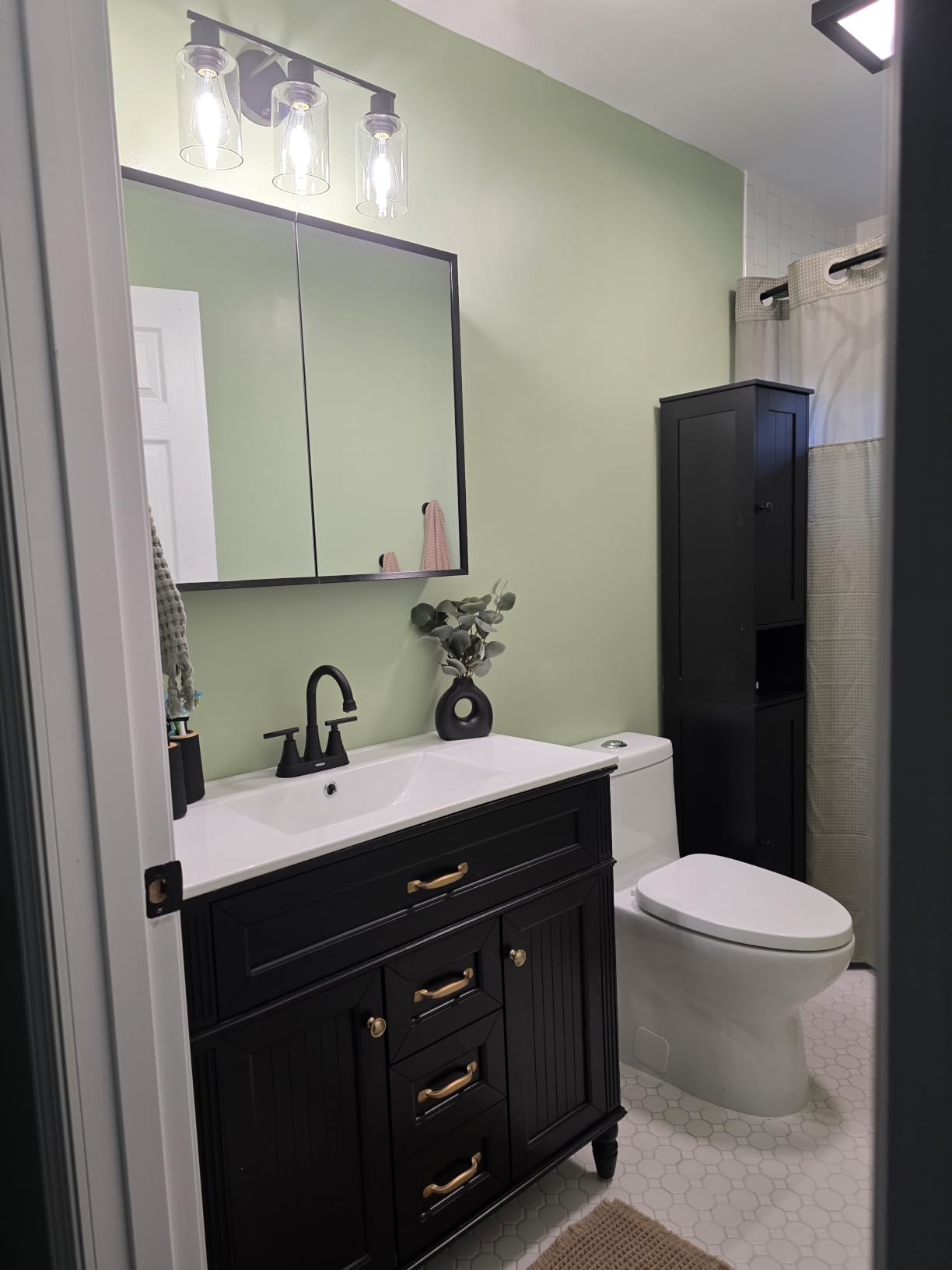 TokeShimi 14 x 18 Recessed Medicine Cabinet, Assembly Required, Black Bathroom Medicine Cabinet with Mirror, Stepless Adjustable Shelves, Tempered Glass, Beveled Aluminum Frame customer photo 2