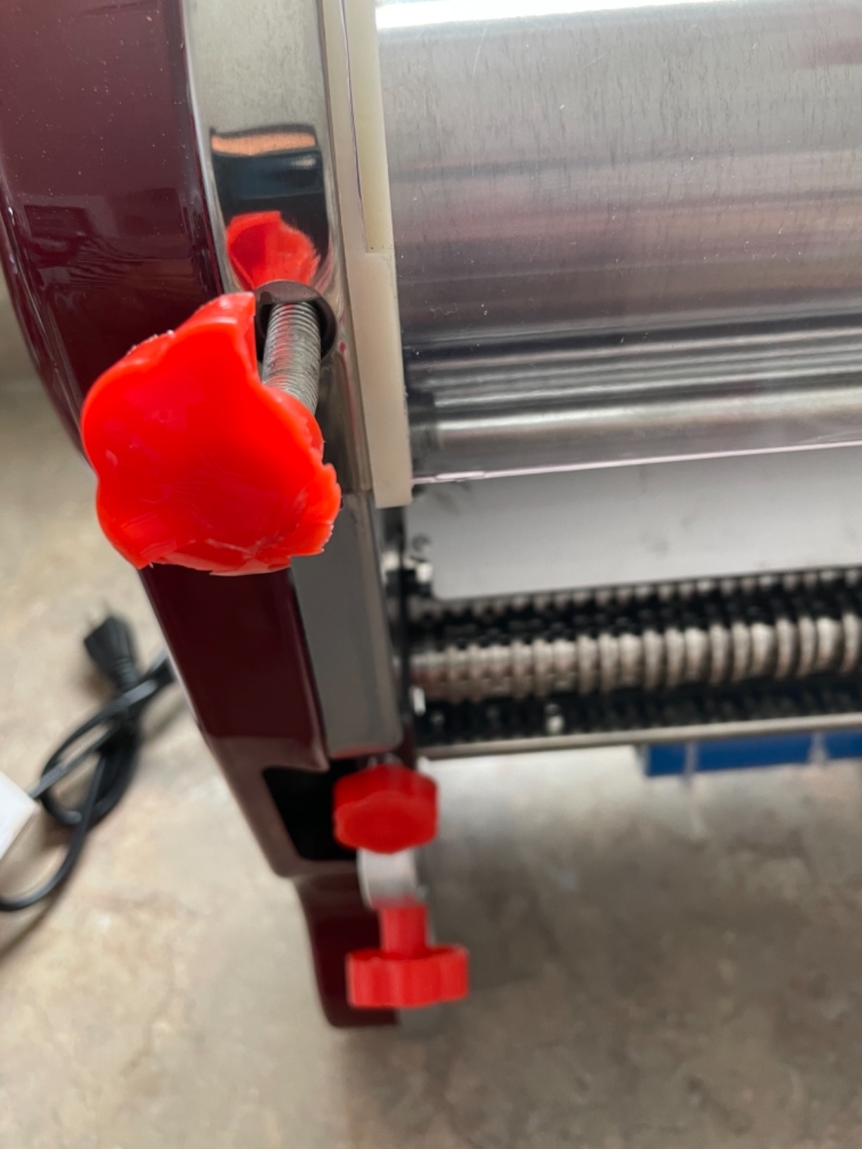 Commercial Pasta Maker Machine, Electric Noodle Maker & Dumpling Machine for Home Use, Stainless Steel Dual-Cutter No Disassembled - 3/9mm Width Noodle/Thickness Dough - Auto Noodle Sheeter customer photo 2