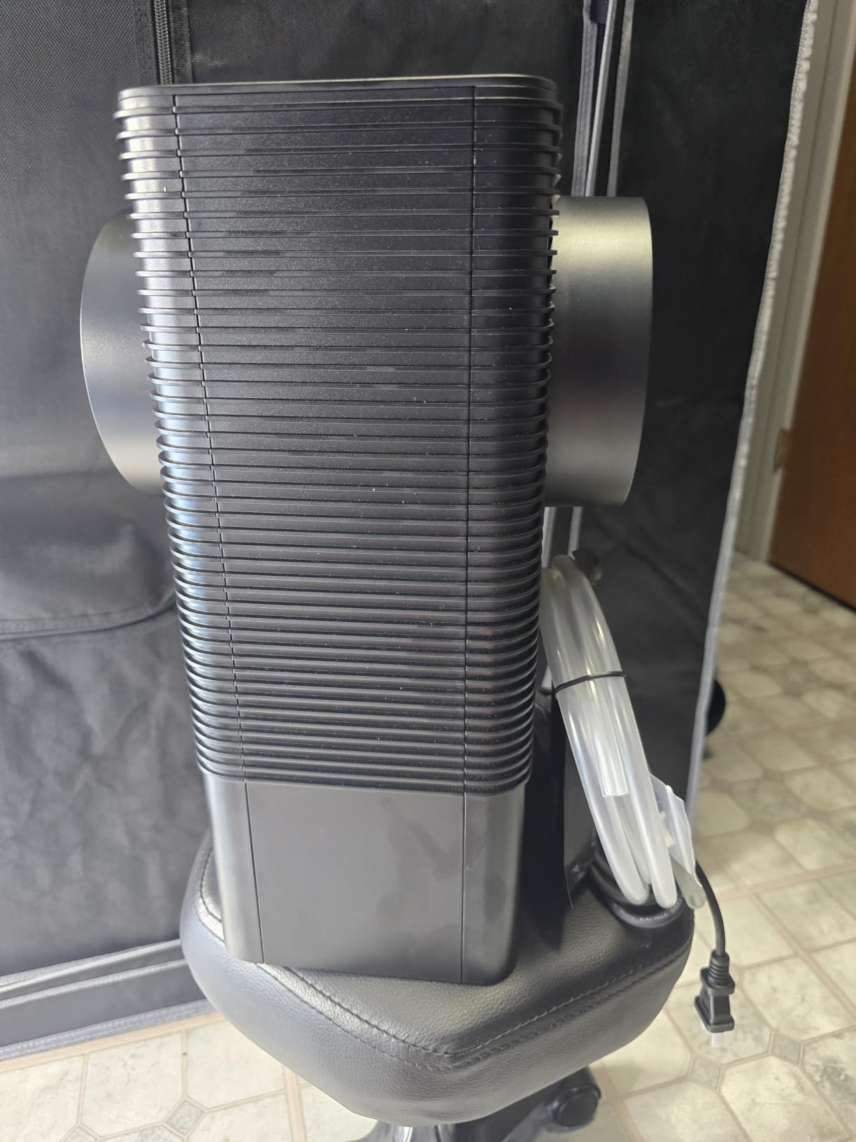 AC Infinity HYDRONE 5, Precision Plant Dehumidifier, 10 Distinct Drying Levels, PWM Rotary Motor, Effective in Extreme Hot/Cold Environments, Dual Duct Ports, for 2-3 Plants in Grow Tents customer photo 1