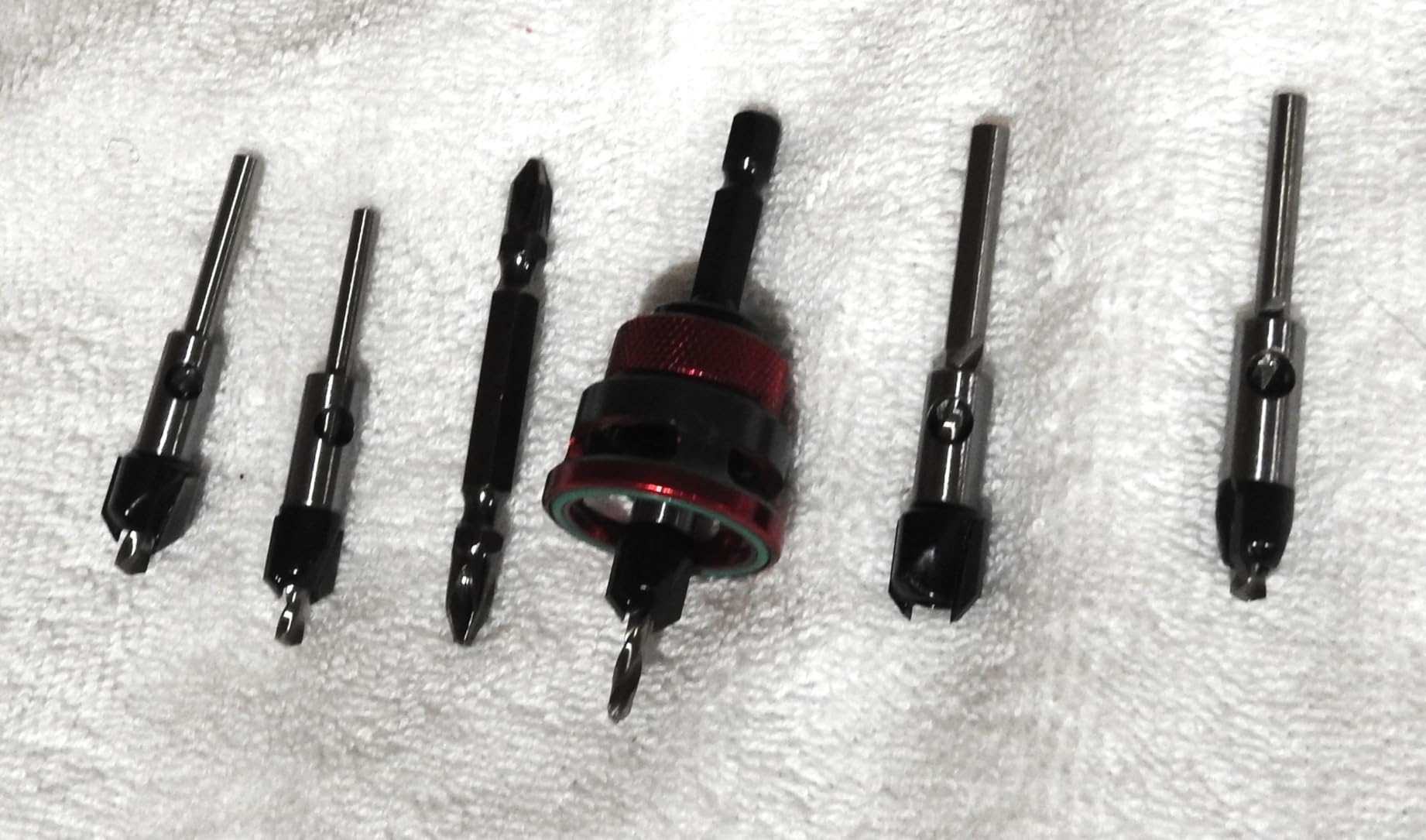 9 PCS Countersink Drill Bits Set, 5PCS Two-Flute TCT Alloy Tapered Drill Bits and Adjustable Depth Stop Collar, Wood Countersink Bit with Wrench for 82 Degree Woodworking, Plywood and MDF DIY customer photo 1