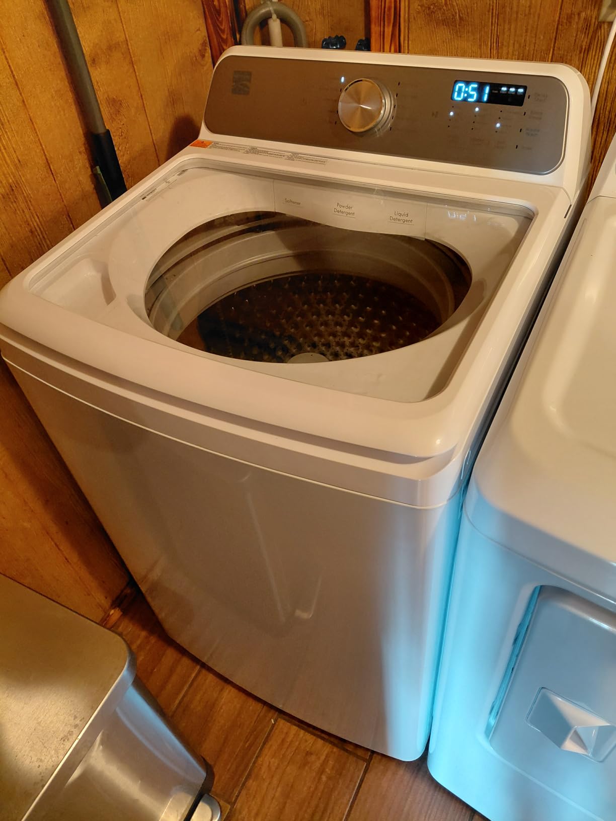 Kenmore 4.1 cu. ft. Top Load Washer with Triple Action Agitator - White customer photo 2